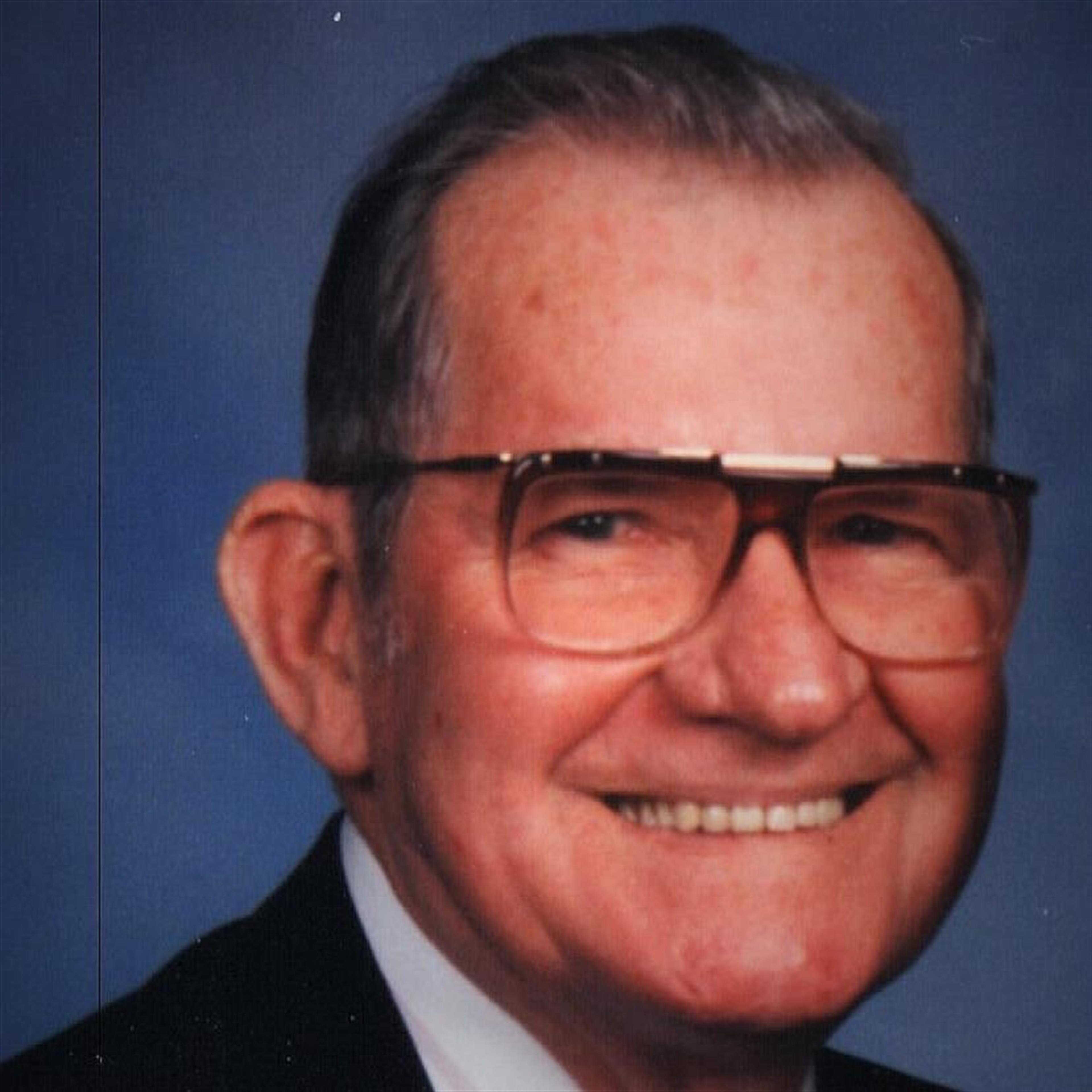 Mr. Robert Brady Wright