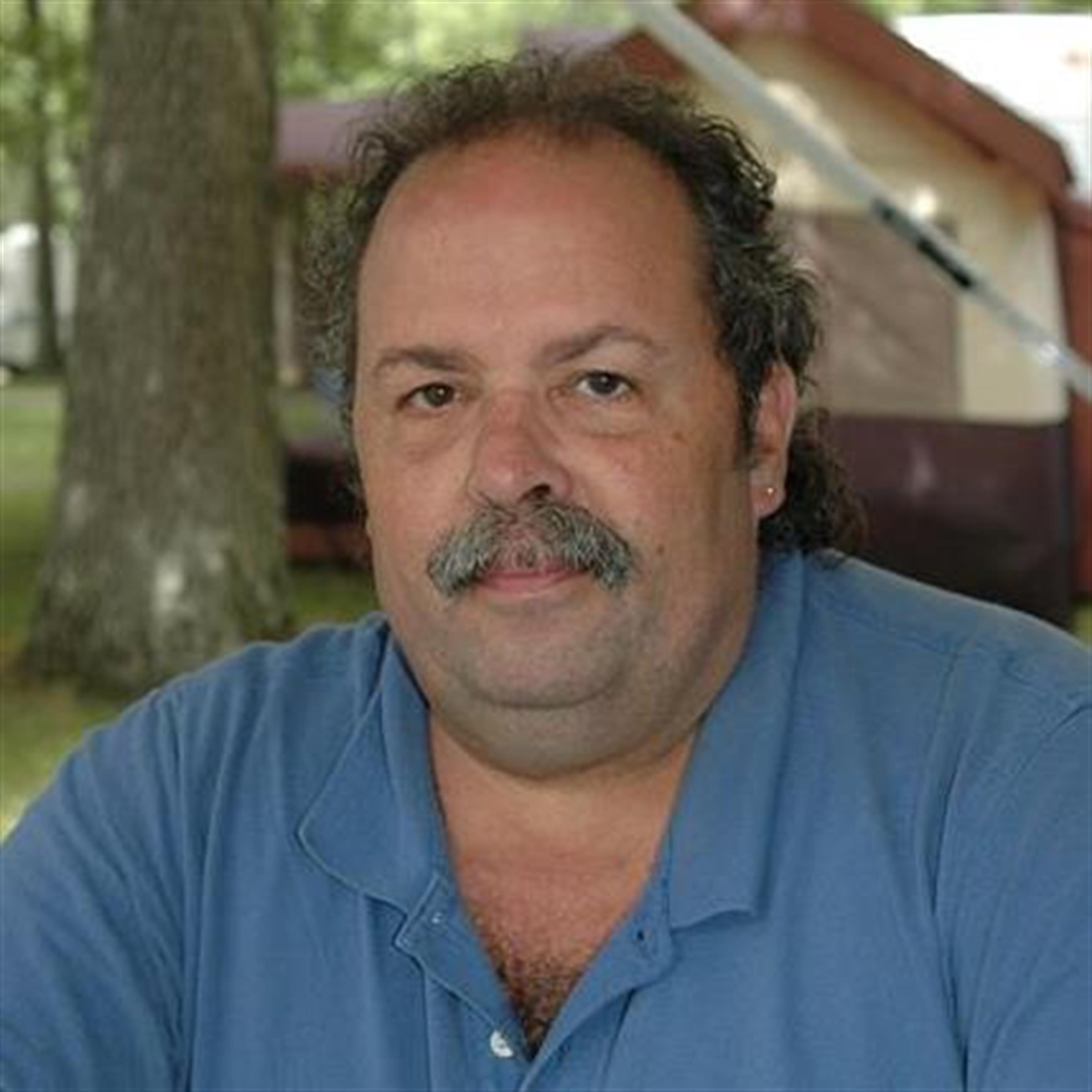 Robert "Bob" Kurtz