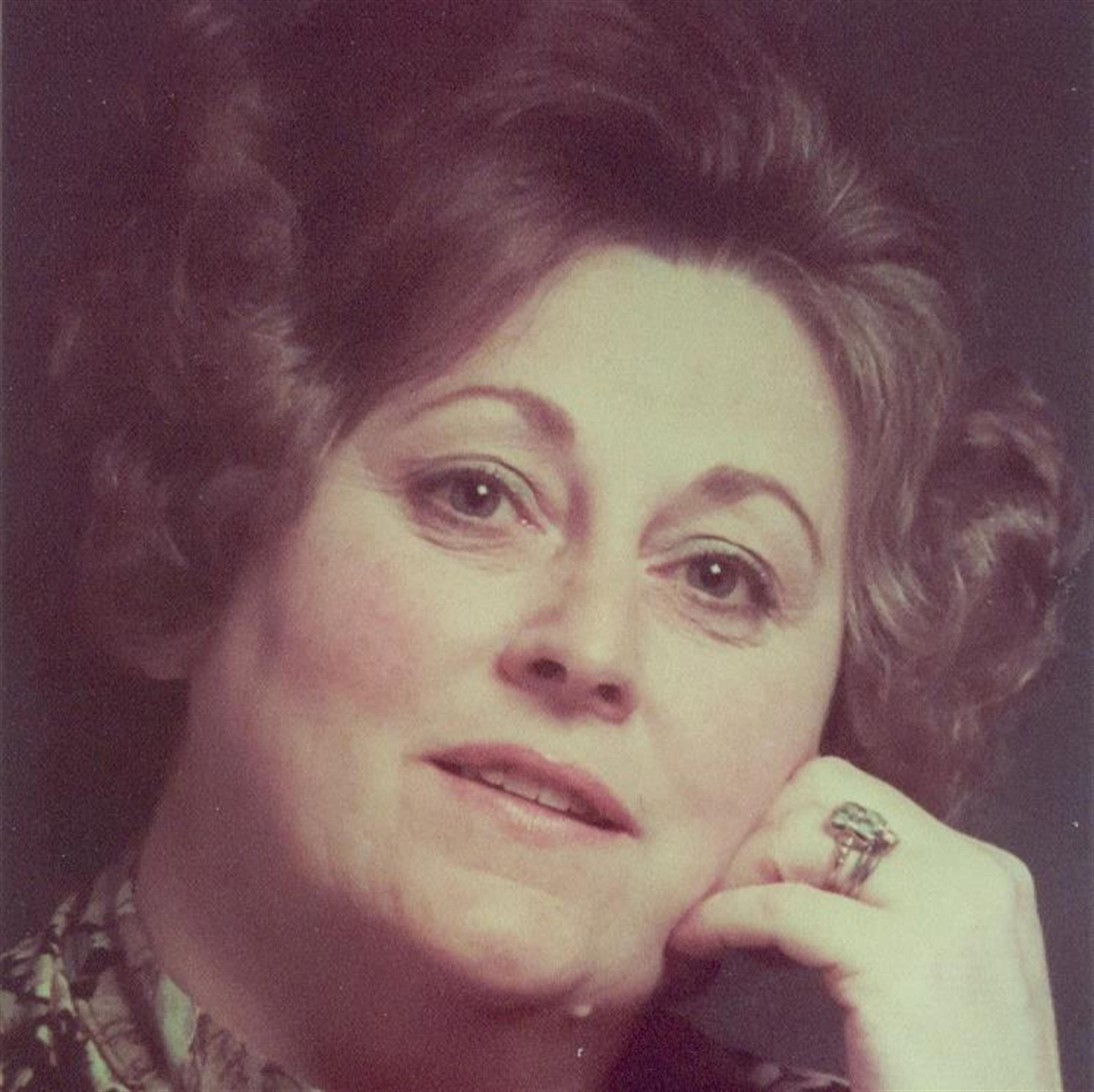 Mrs. Joan  R.  Smith