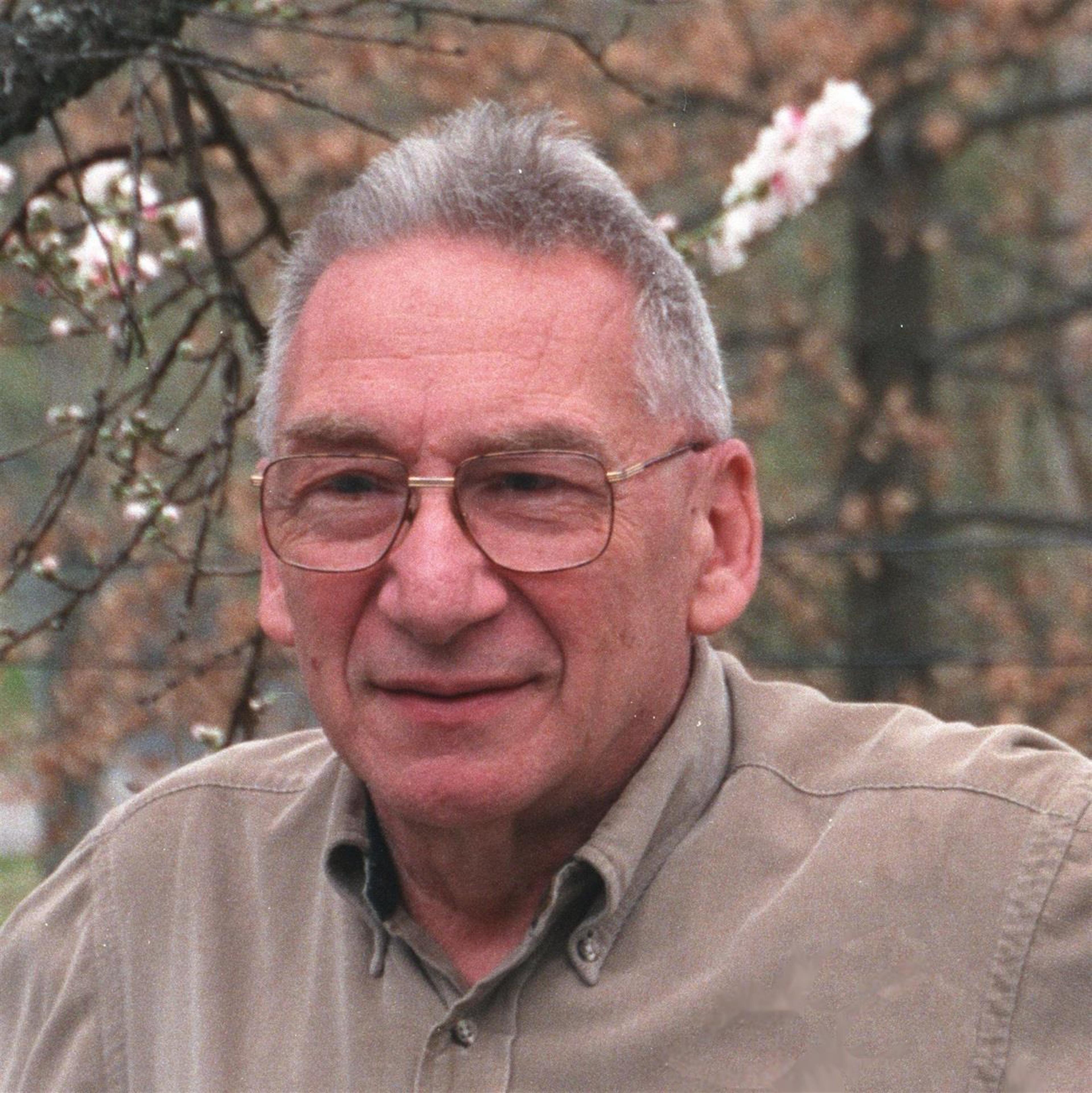 Dr. Sidney Fleischer
