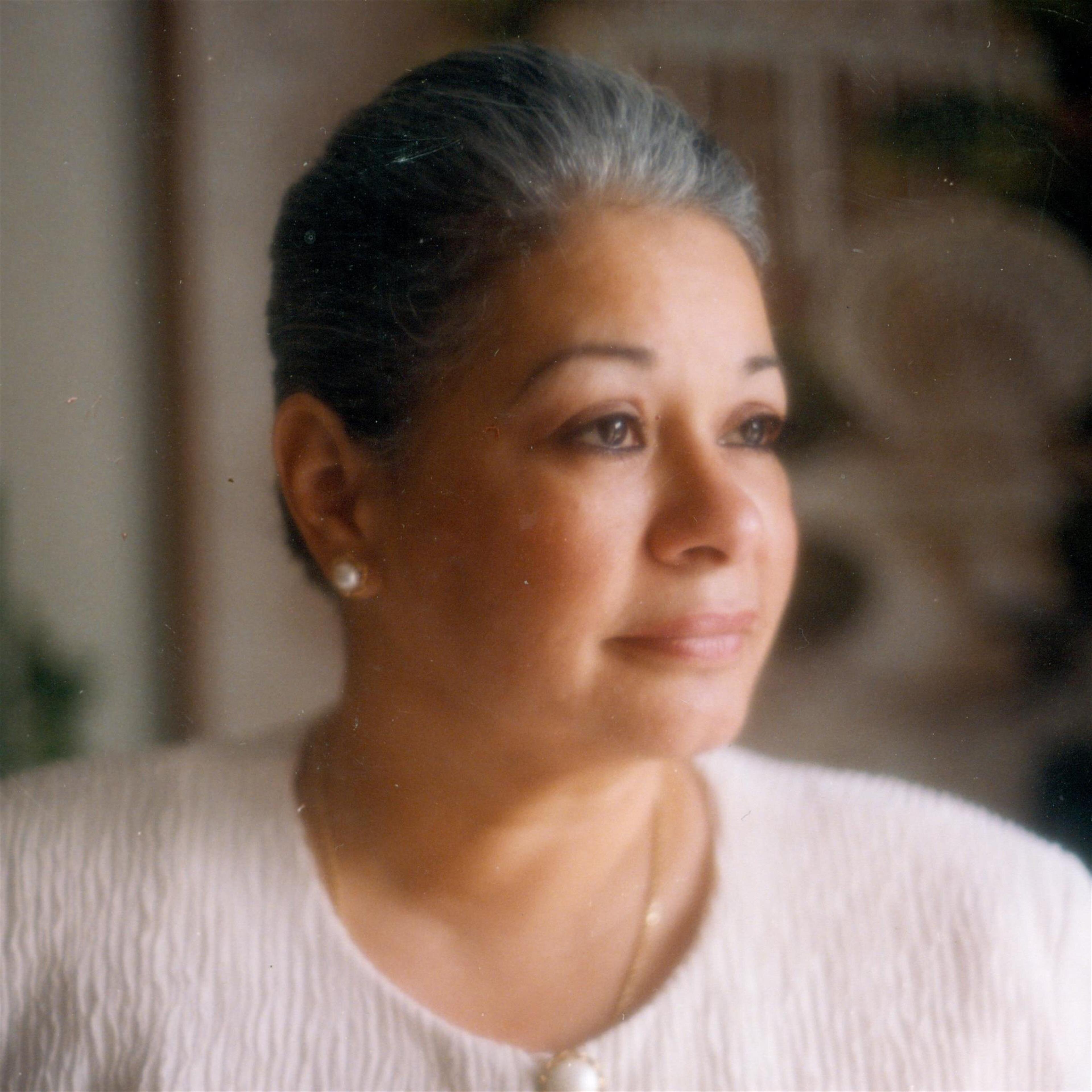 Alida Esther Montes