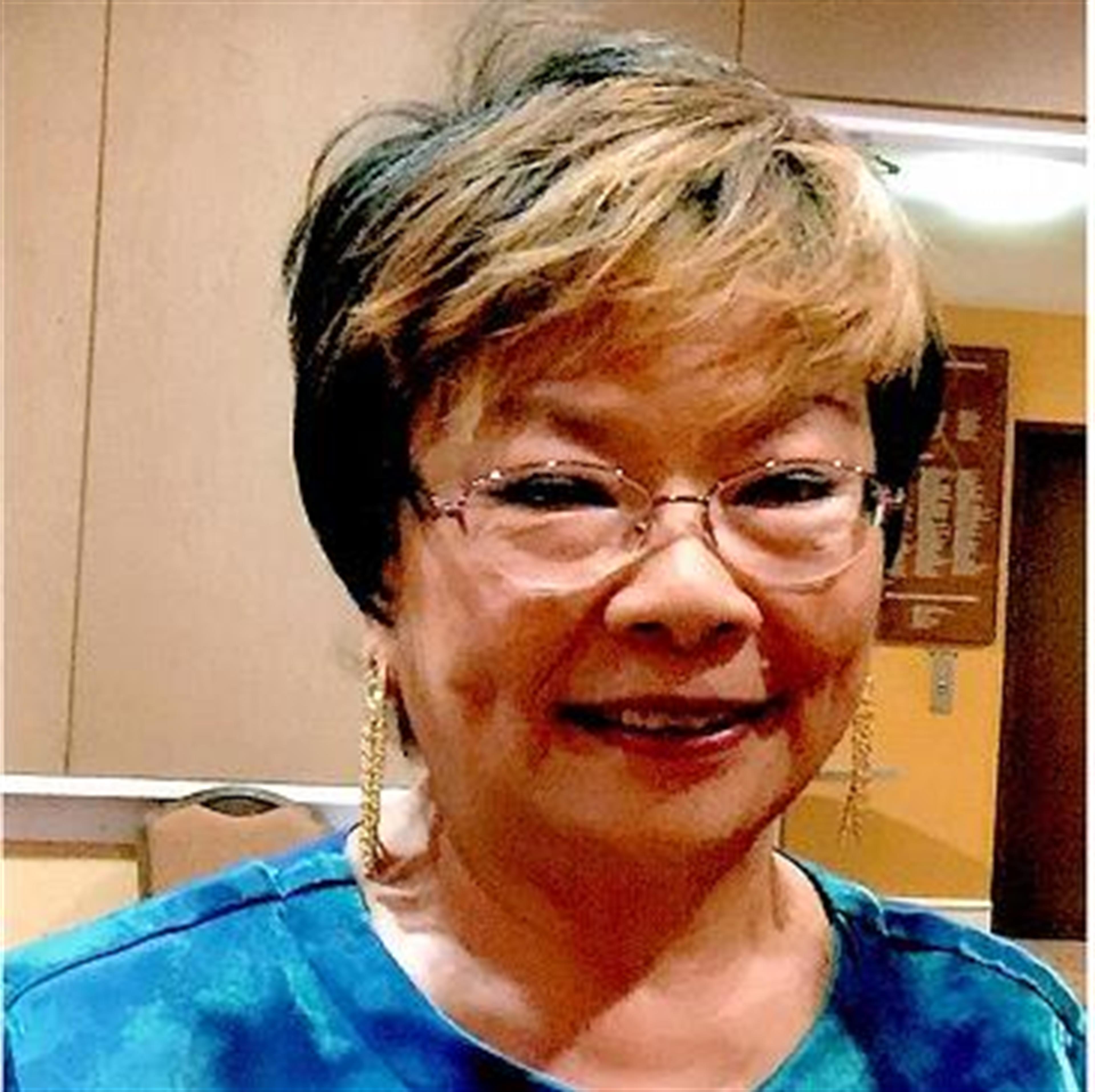 Carolyn Yuk Mui Noah
