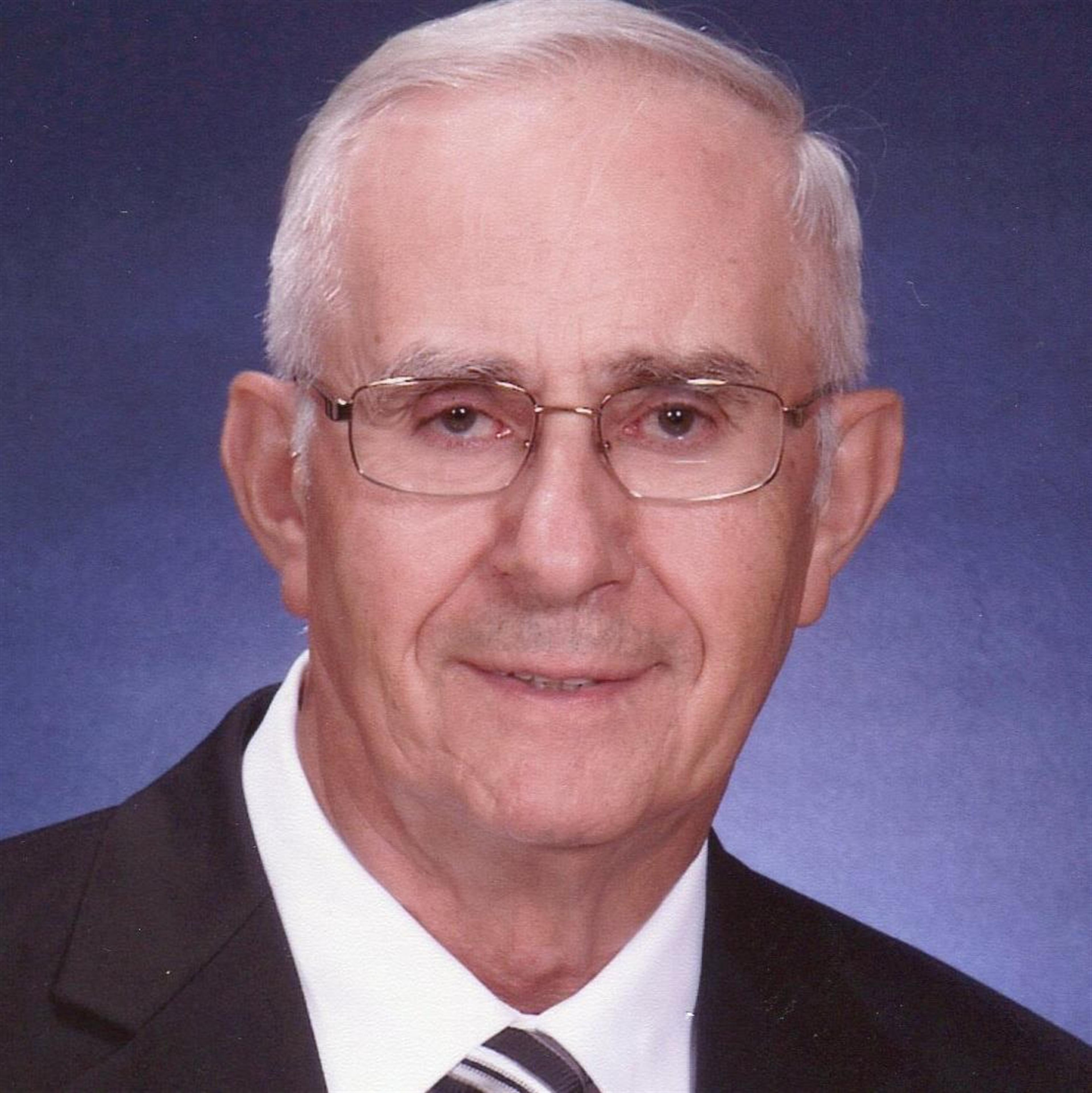 Francis "Fran" Bennett Frampton's obituary picture
