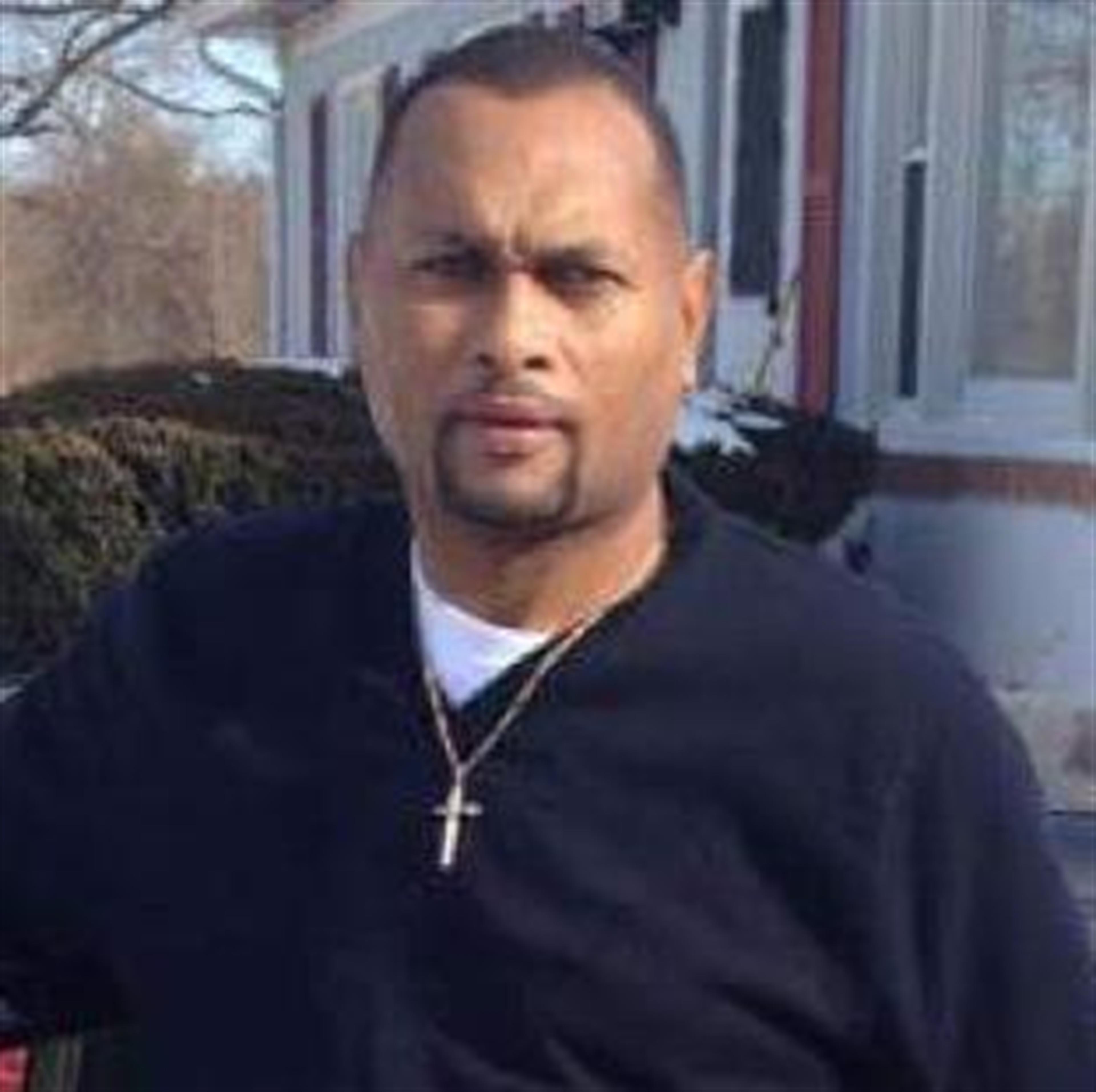 Roscoe DeSales Makle