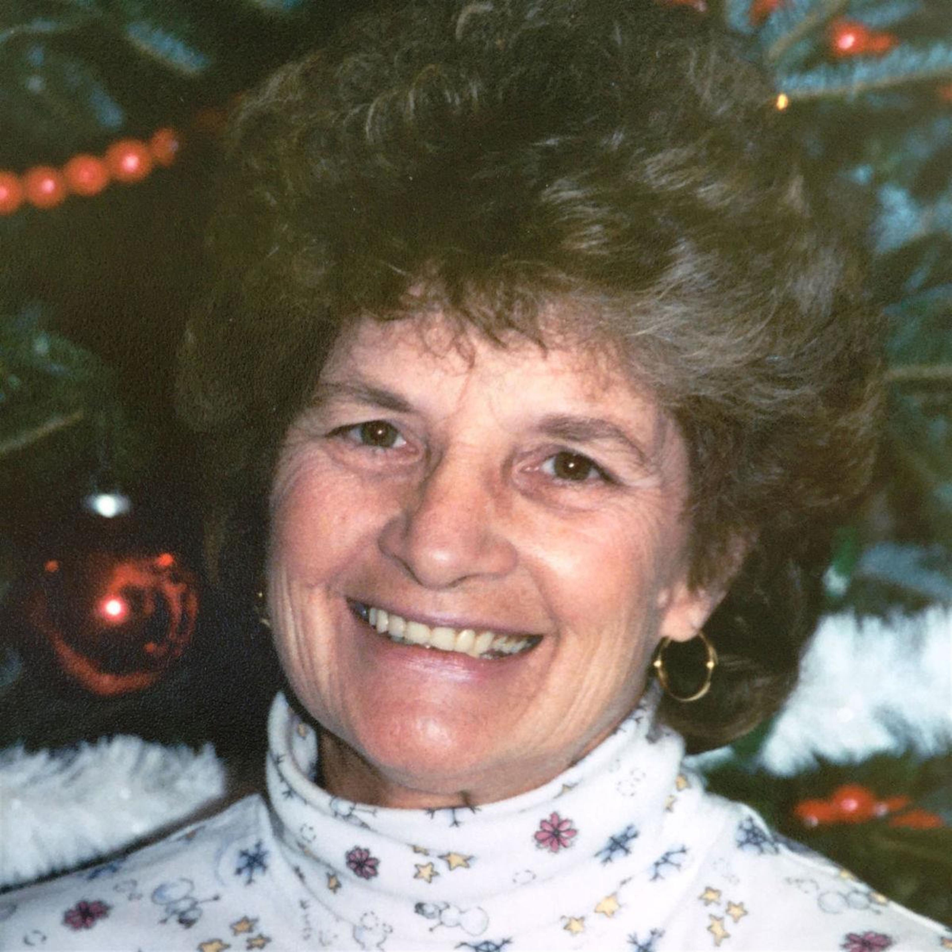 Patricia Anne Beach's obituary picture