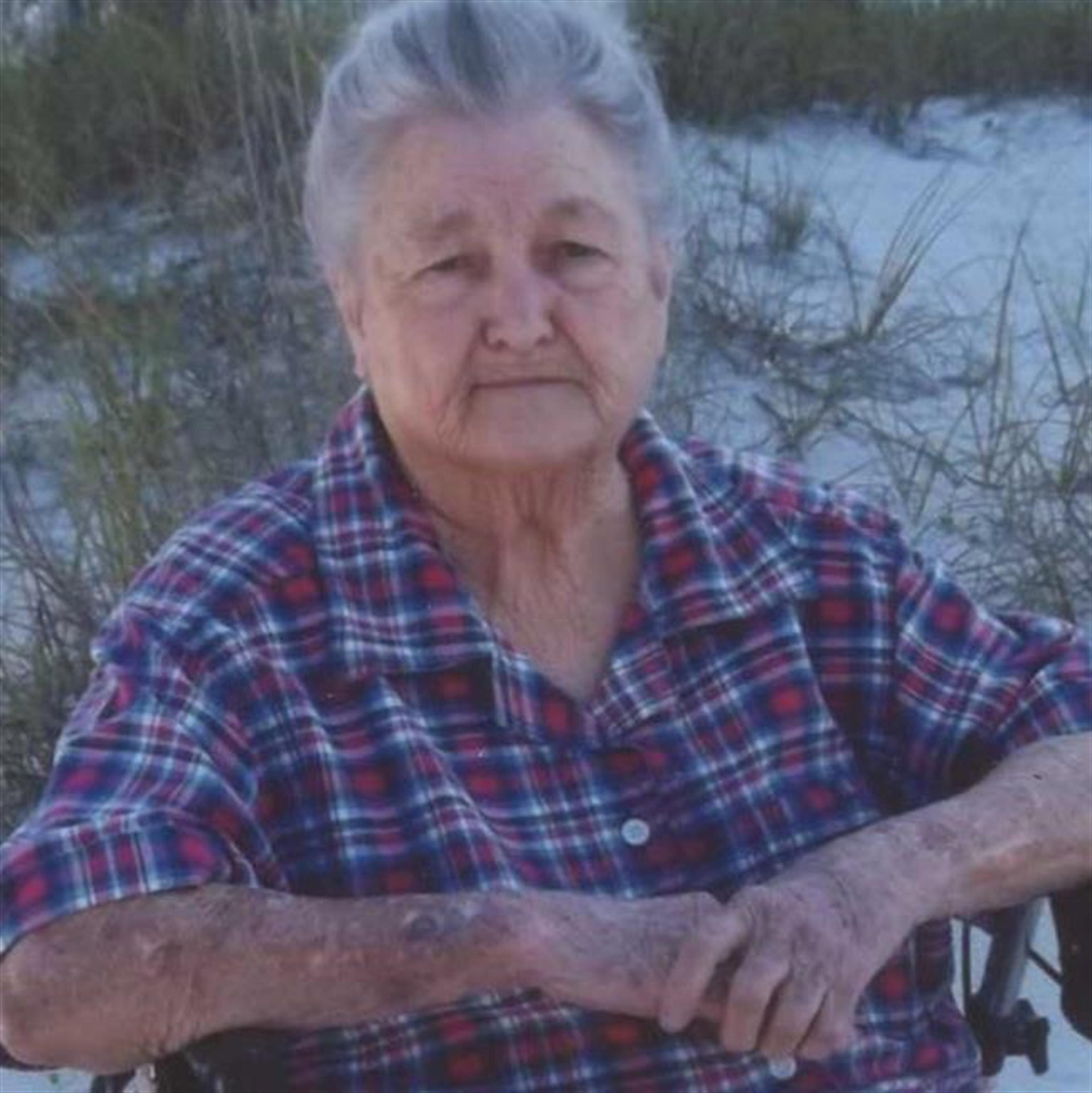 Ruby L Boone