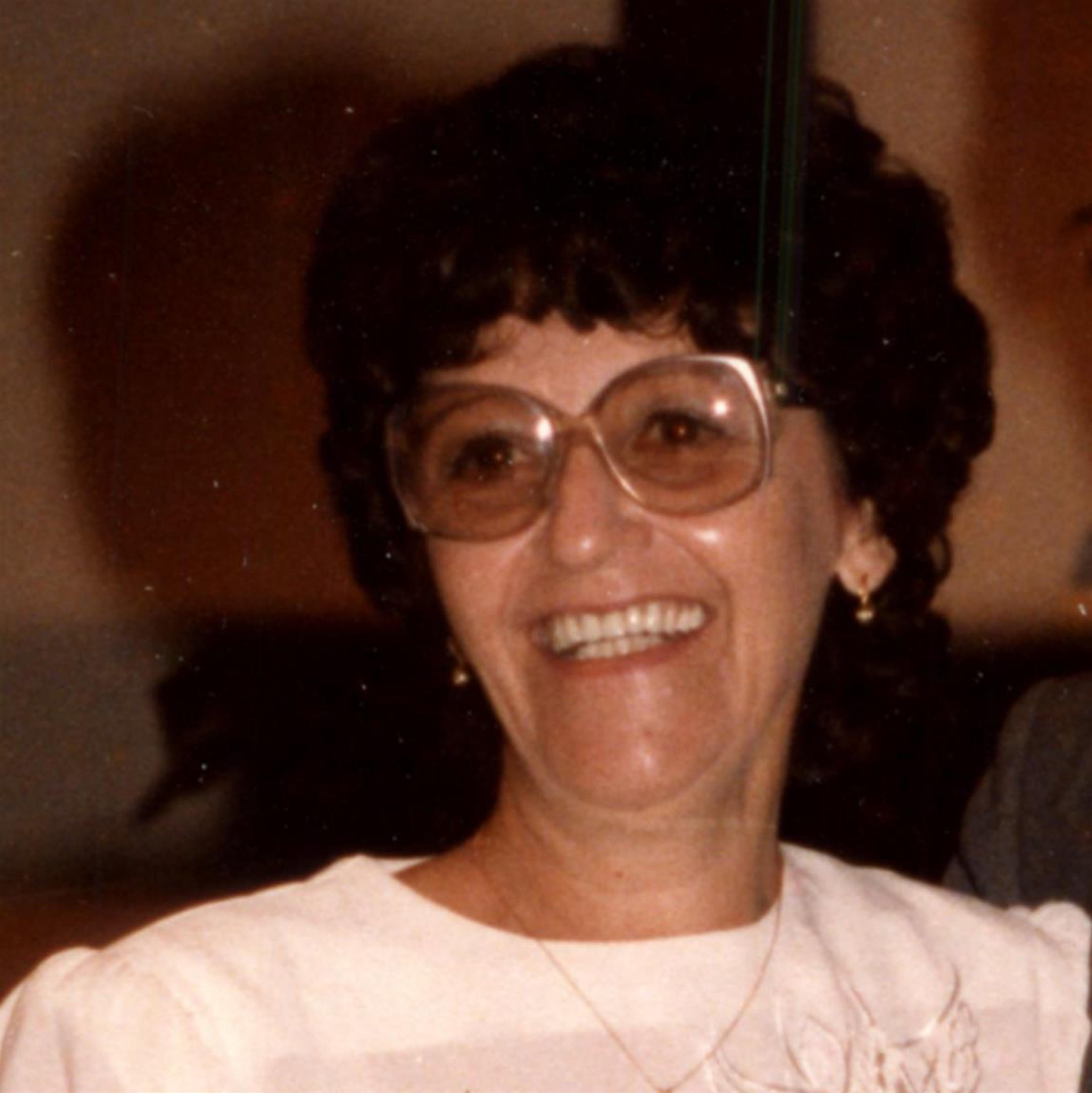 Shirley M Parsons