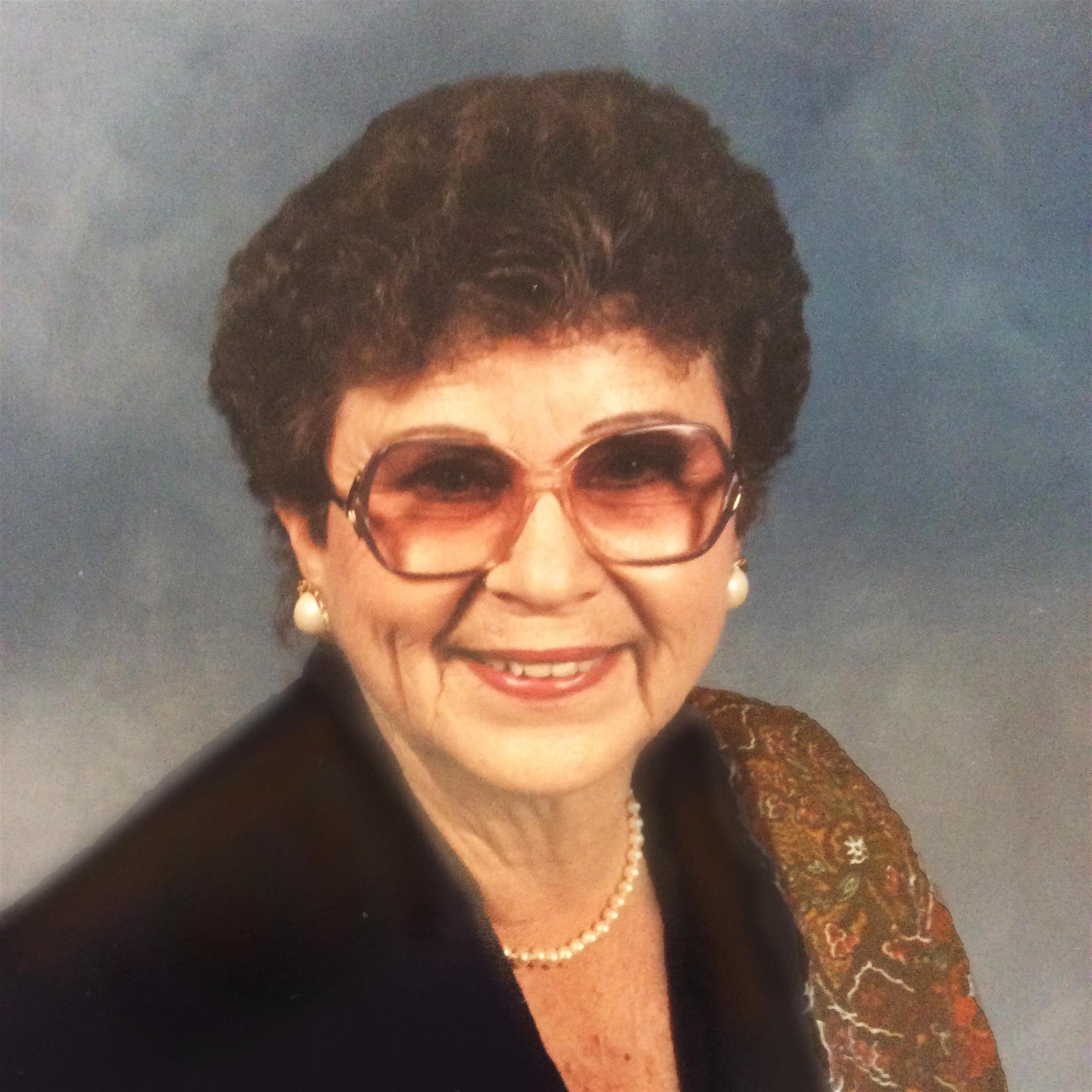 Carrie Dawsey Bennett