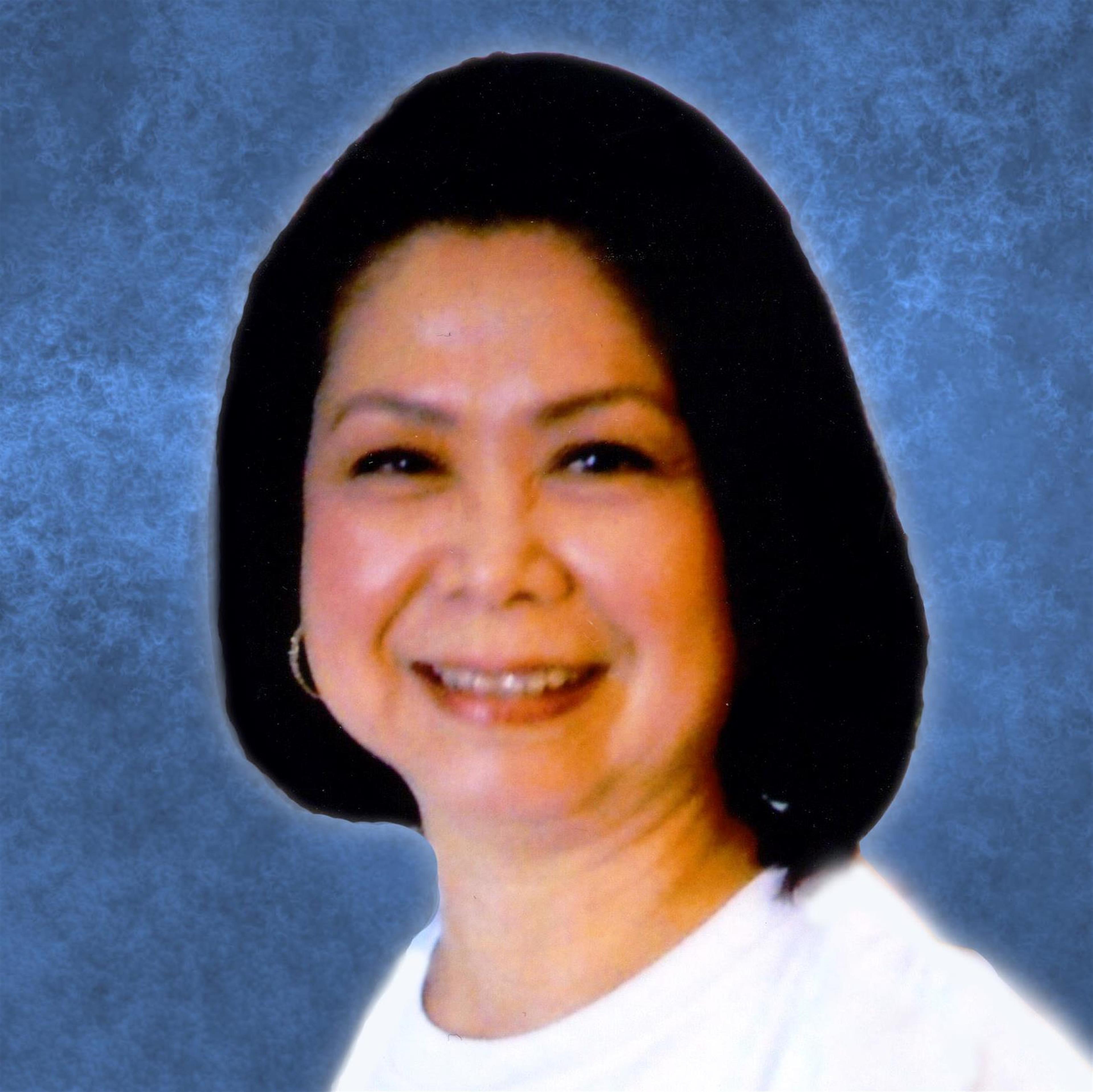 Aida Sarmiento Vinluan's obituary picture