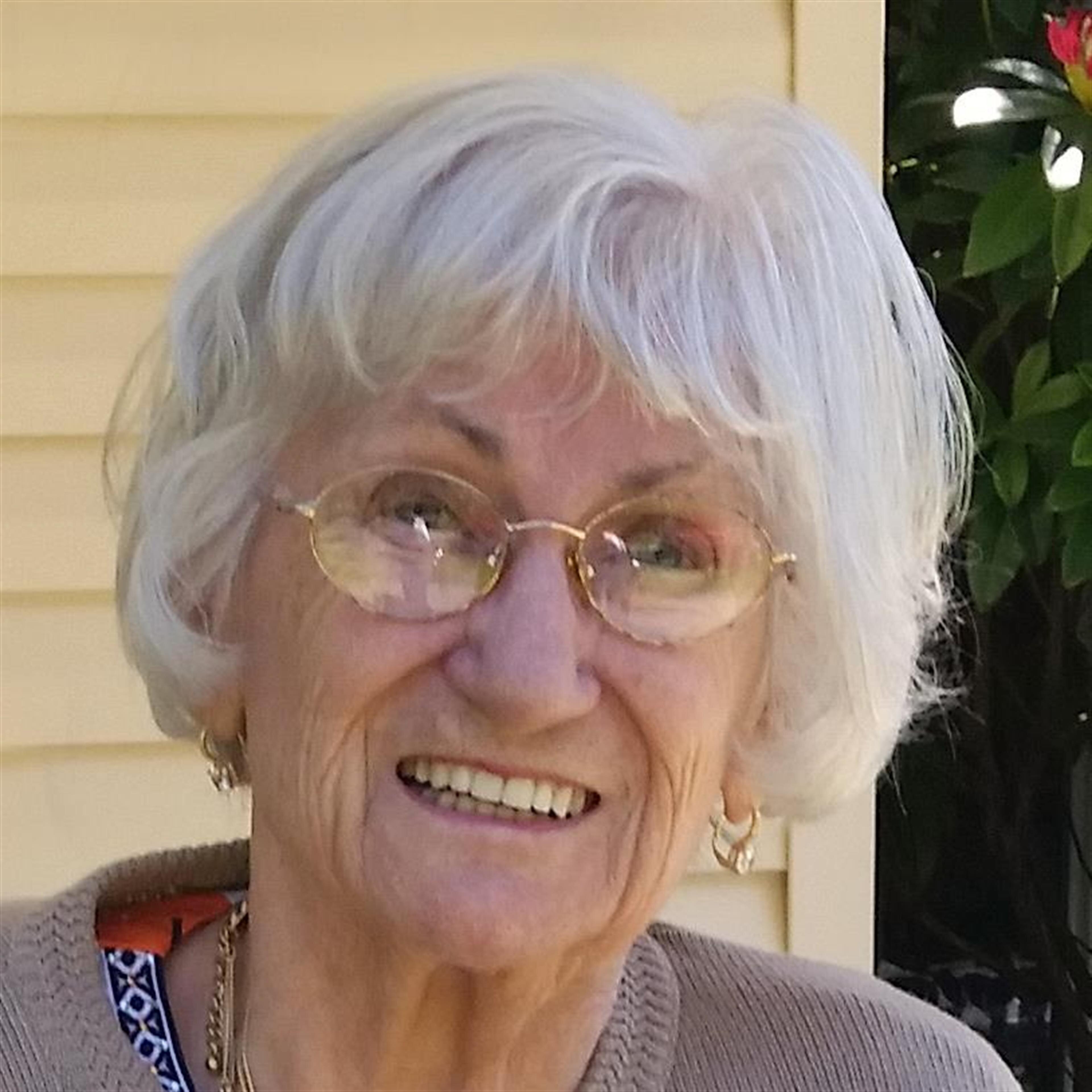 Erna W Ahlman