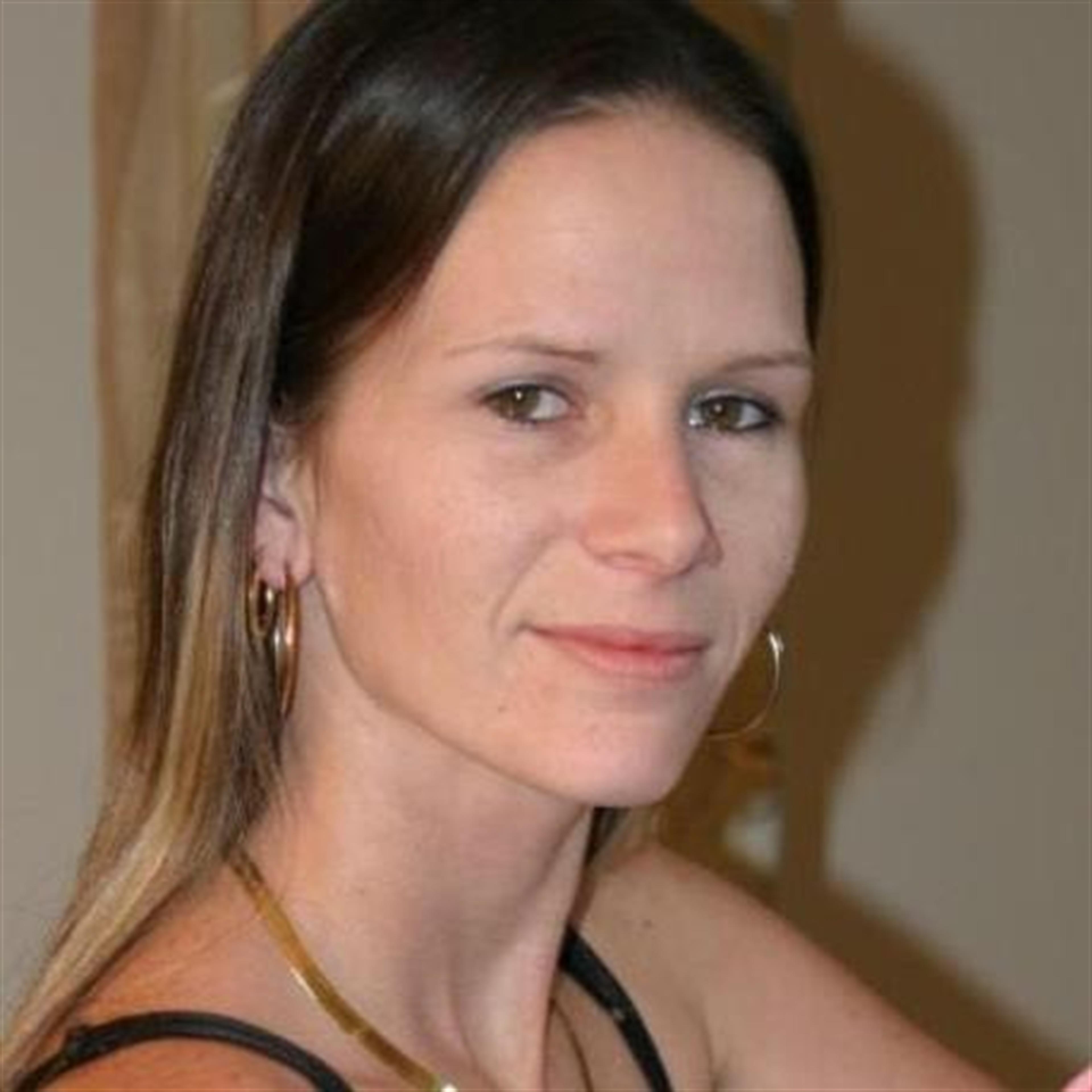 Brandi L Ellis