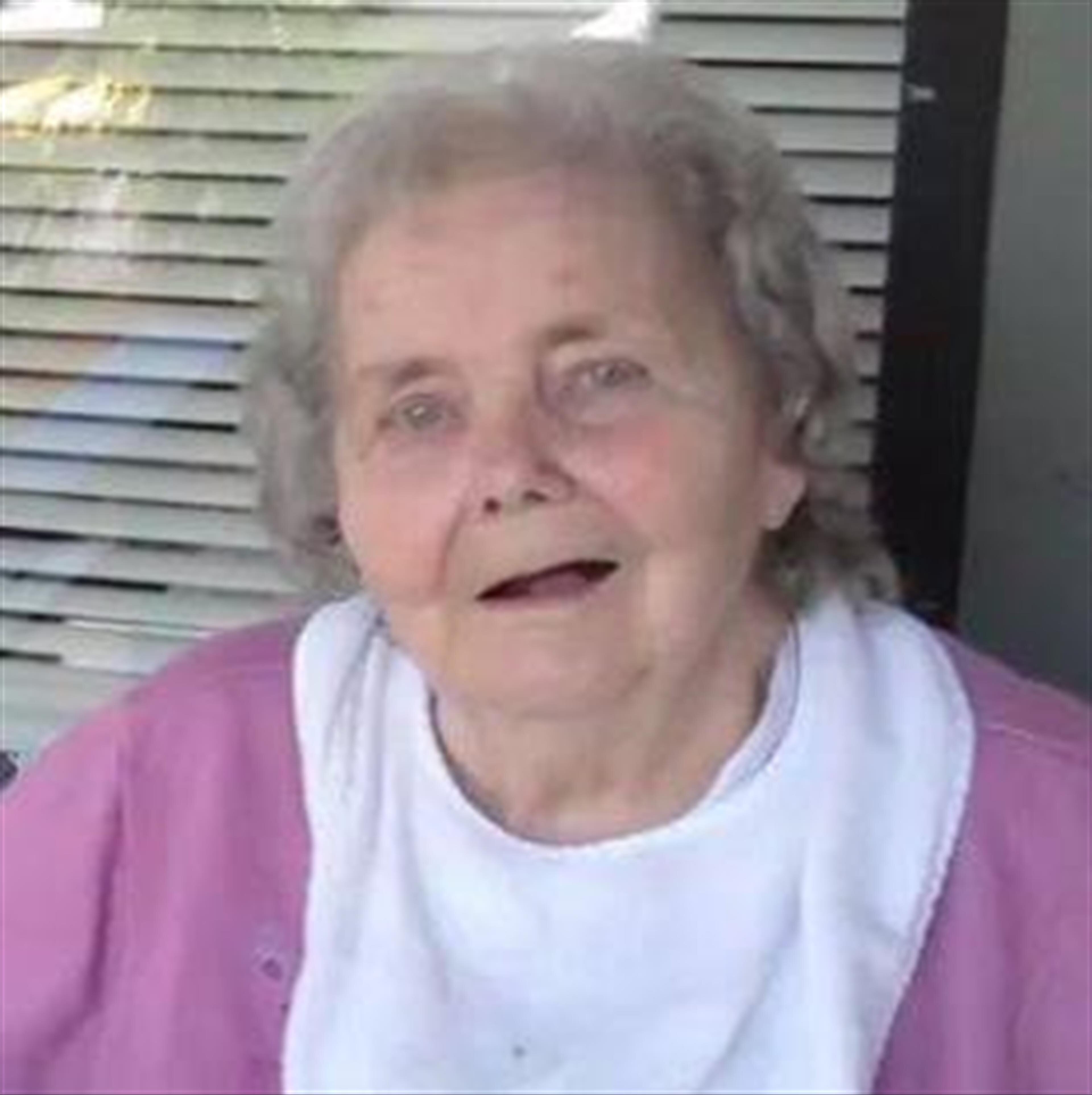 Gloria  E. Pelham