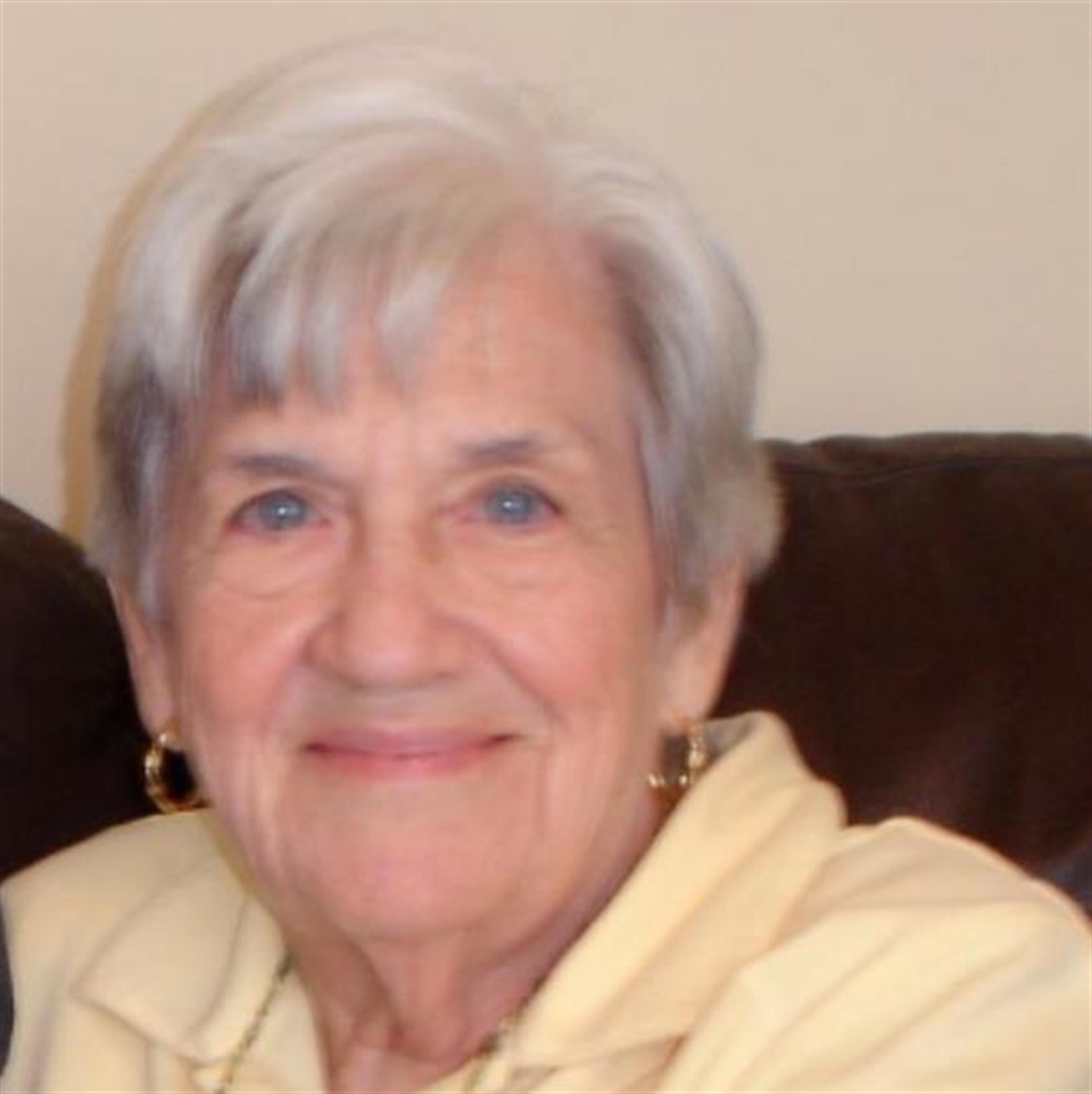 LYDIA VALDES FERRER