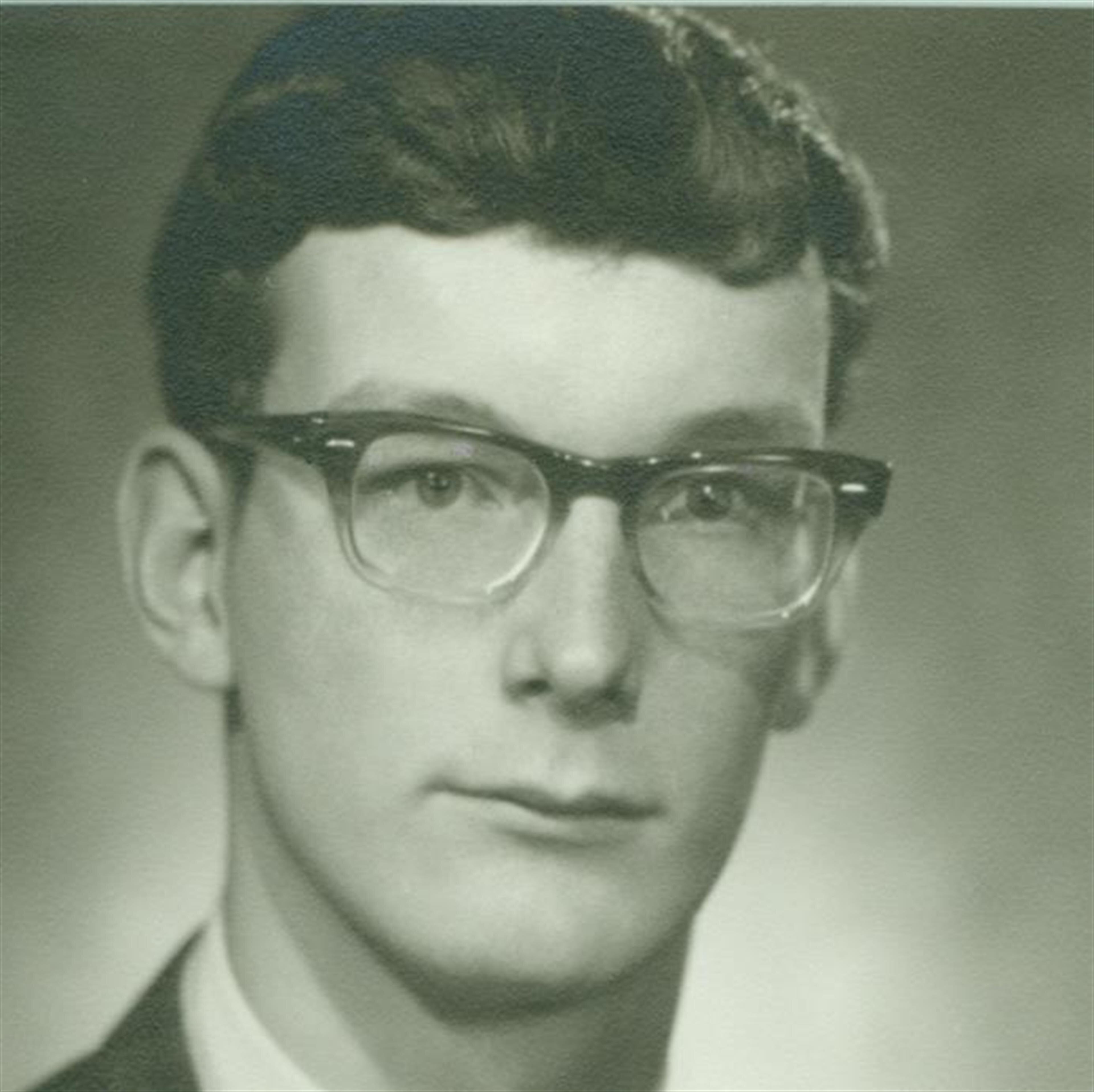 Mr Danny Lynn Davis