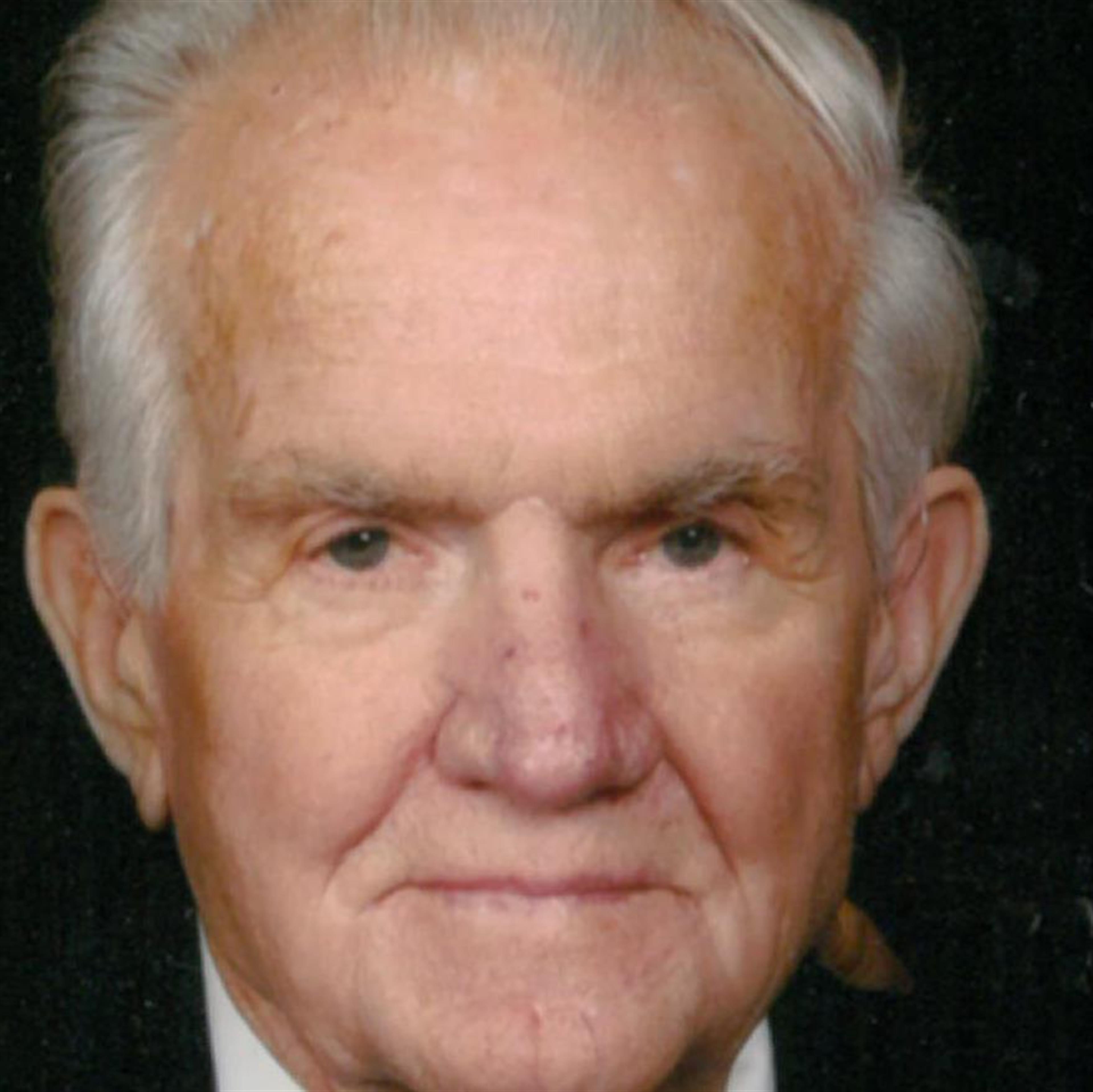 Mr. William E. Locke Jr.'s obituary picture