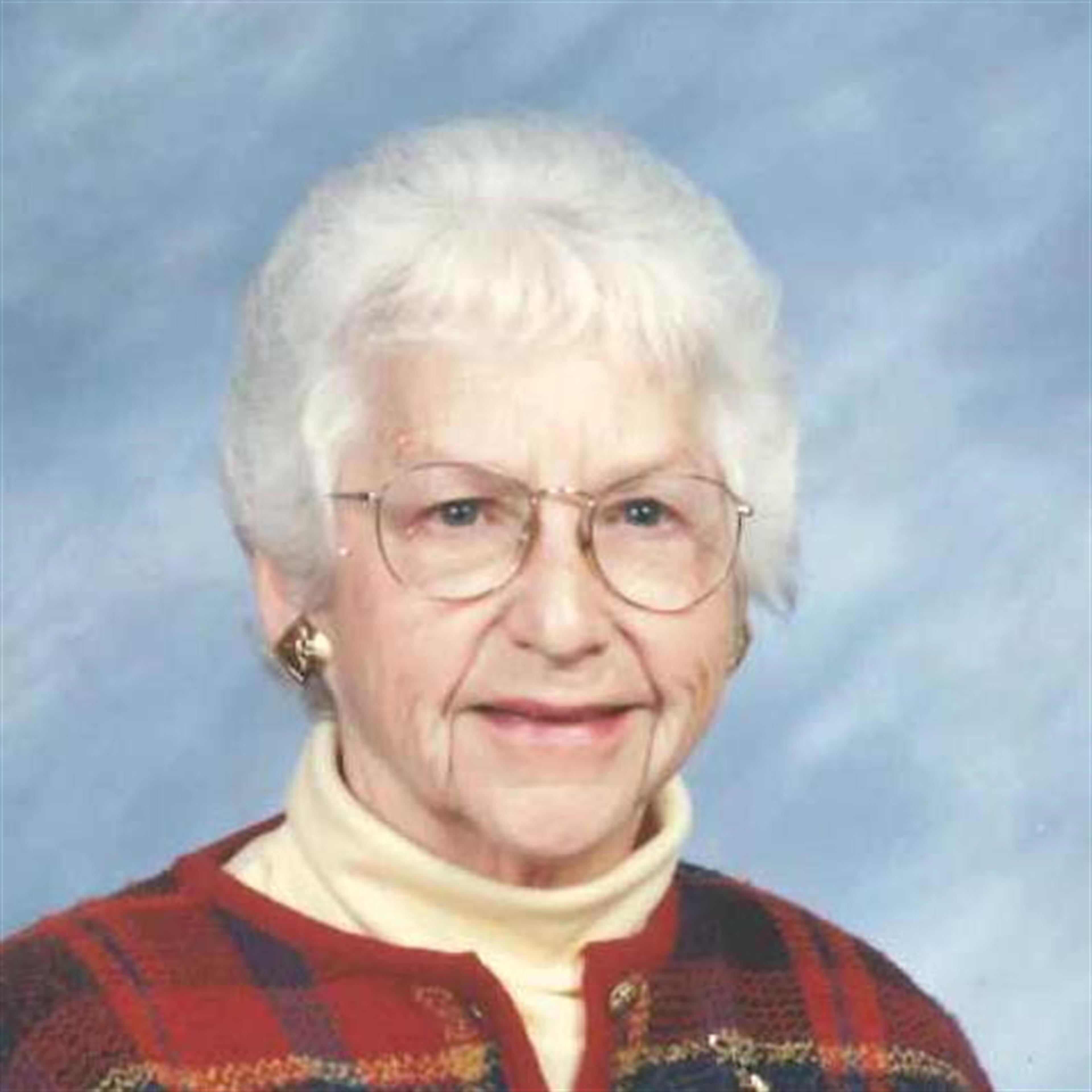 Iona M Richhart's obituary picture