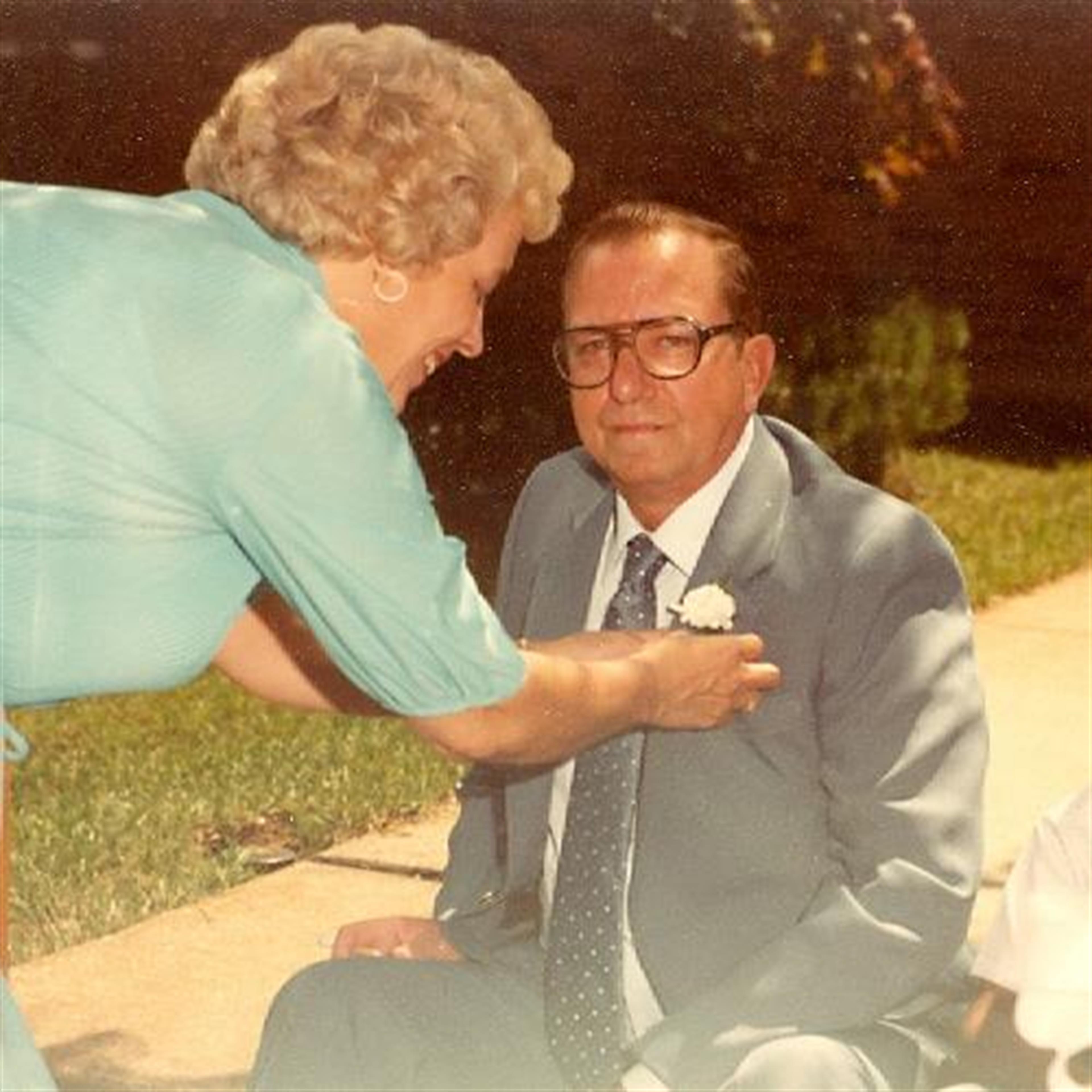 Mr. Ernest William Uber's obituary picture