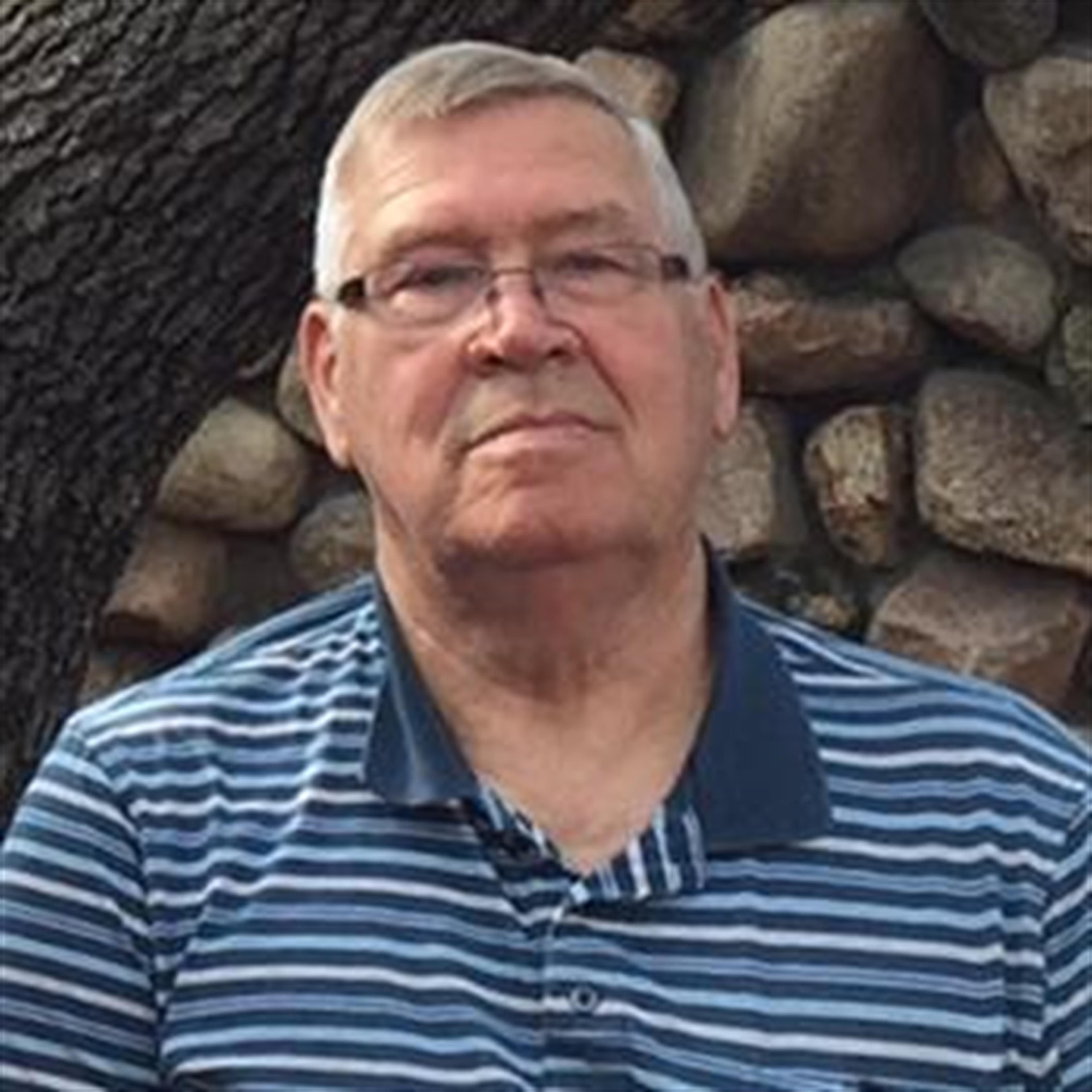 Garrett John Hinnefeld's obituary picture