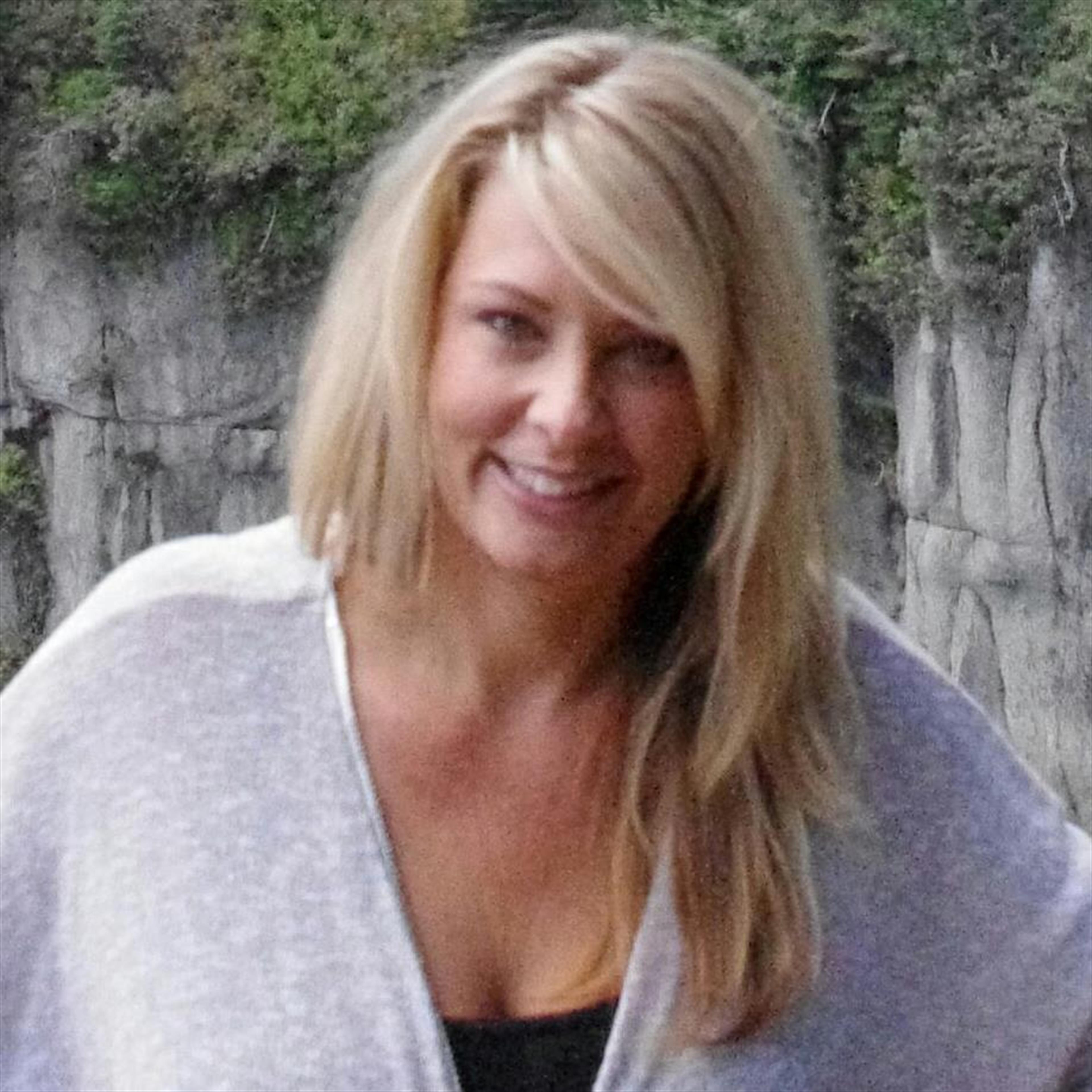 Mrs Tonya Lynn Price