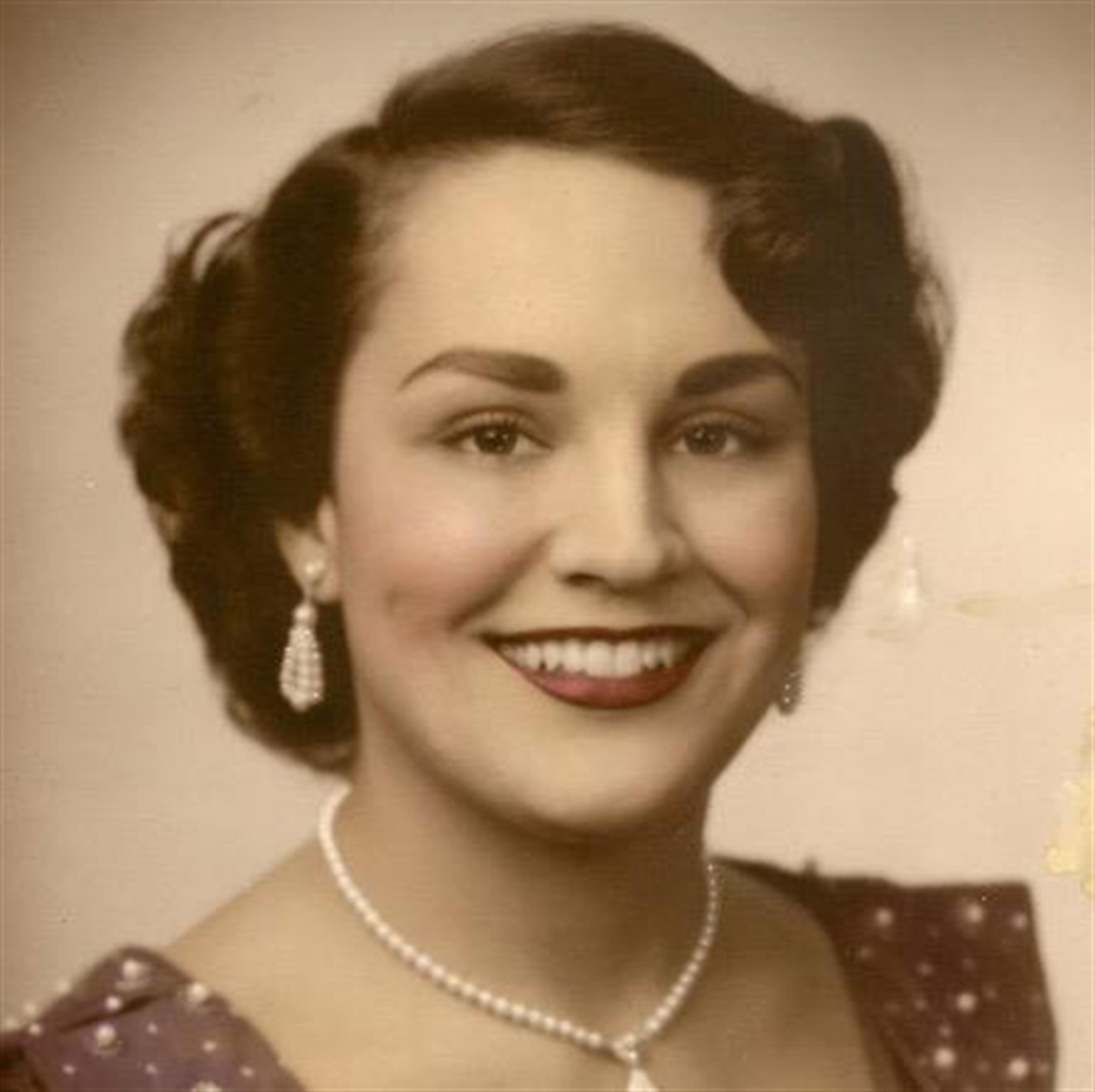 Esther M MacInnes