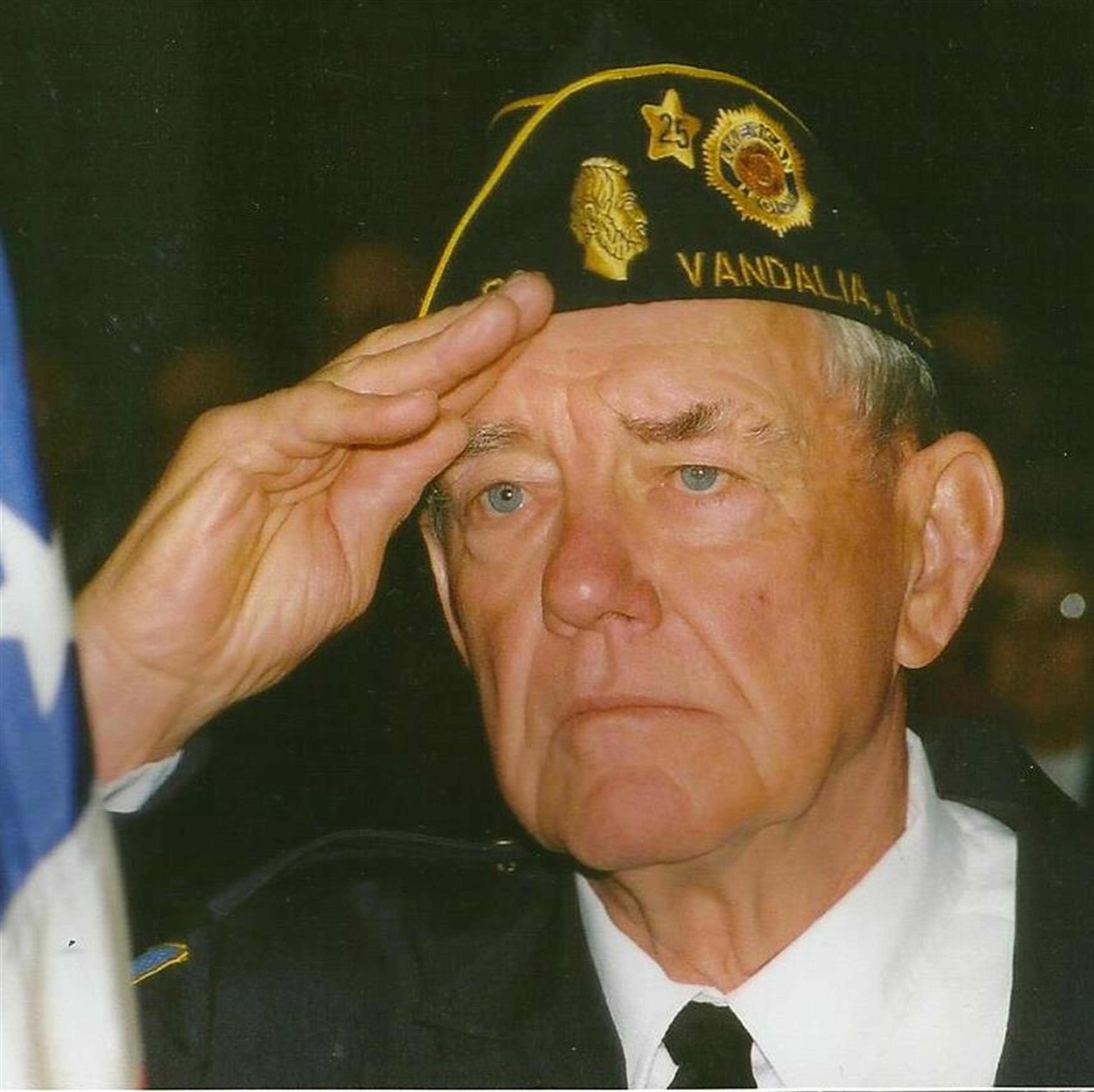 Bob F Durbin