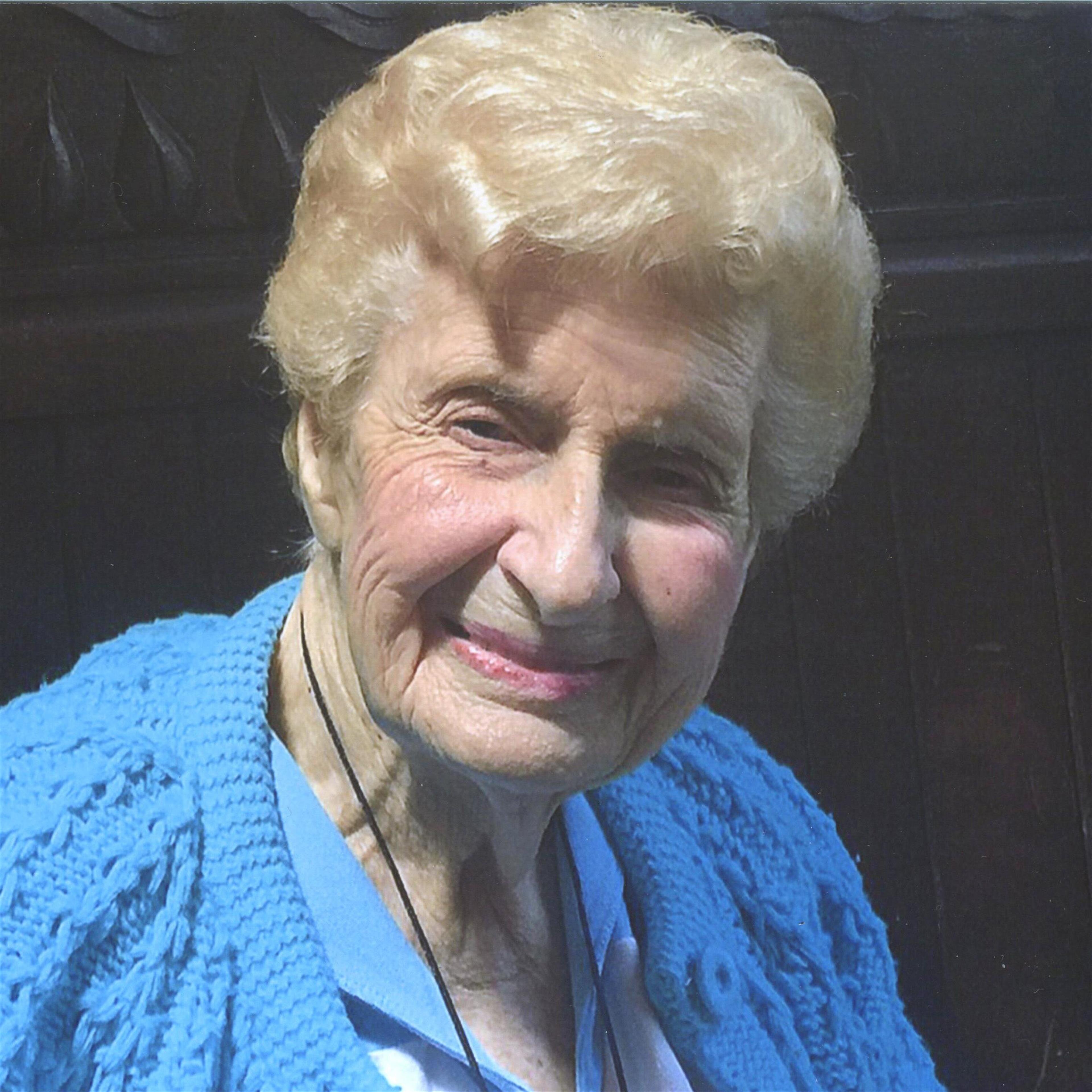 Viola Mae LaBatt