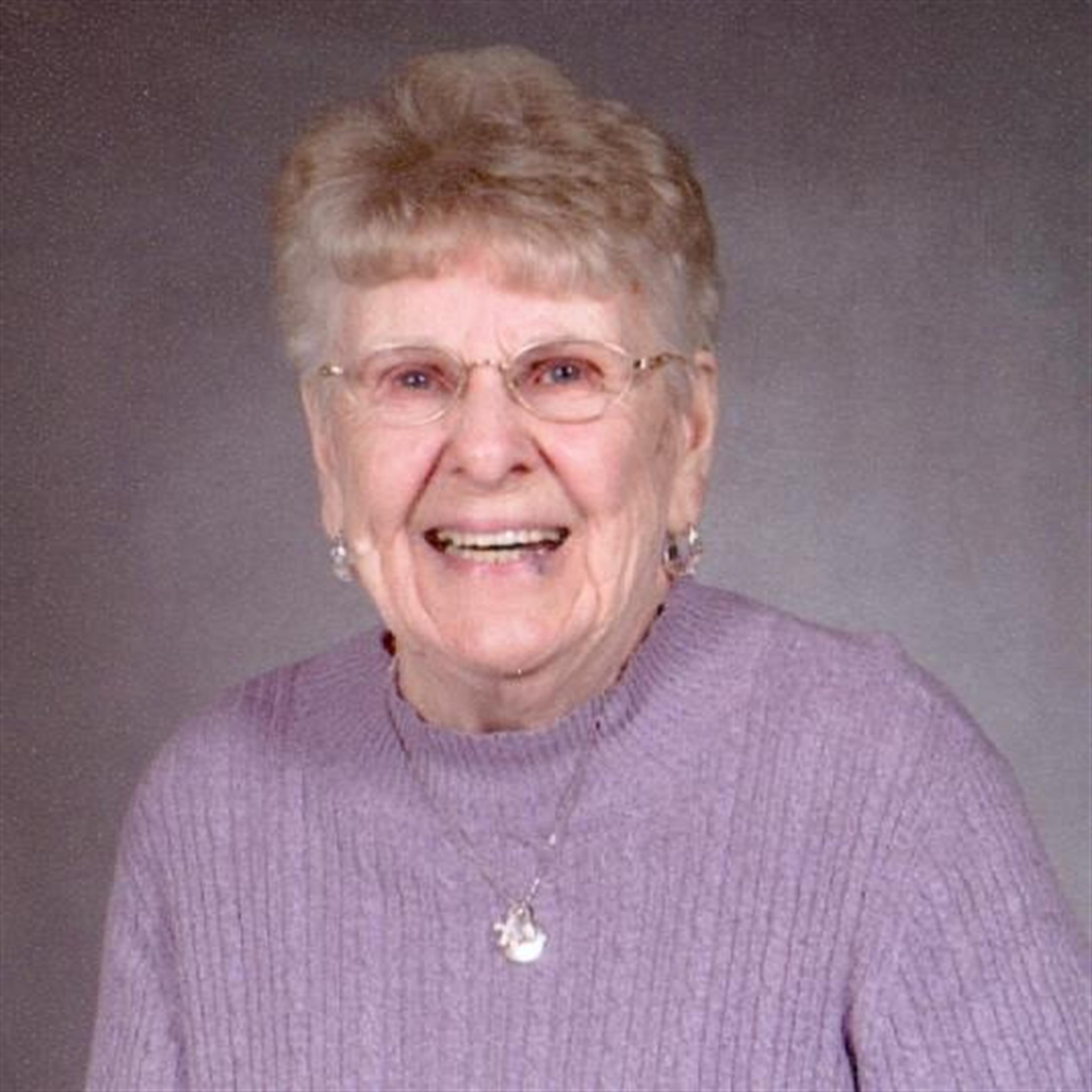 Mrs.  Alice  Fae Dusenberry