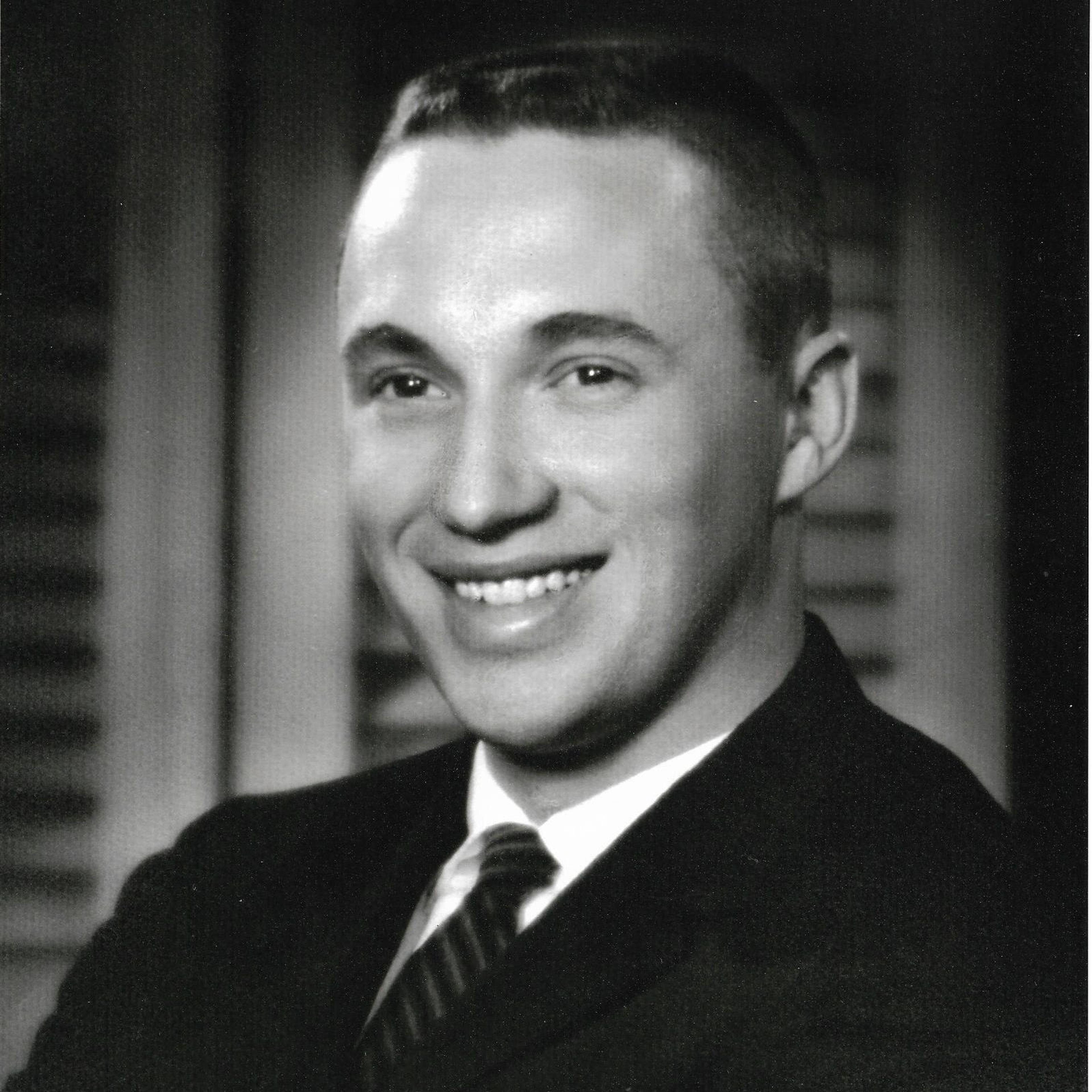 Mr. Herbert Lawrence  Freye