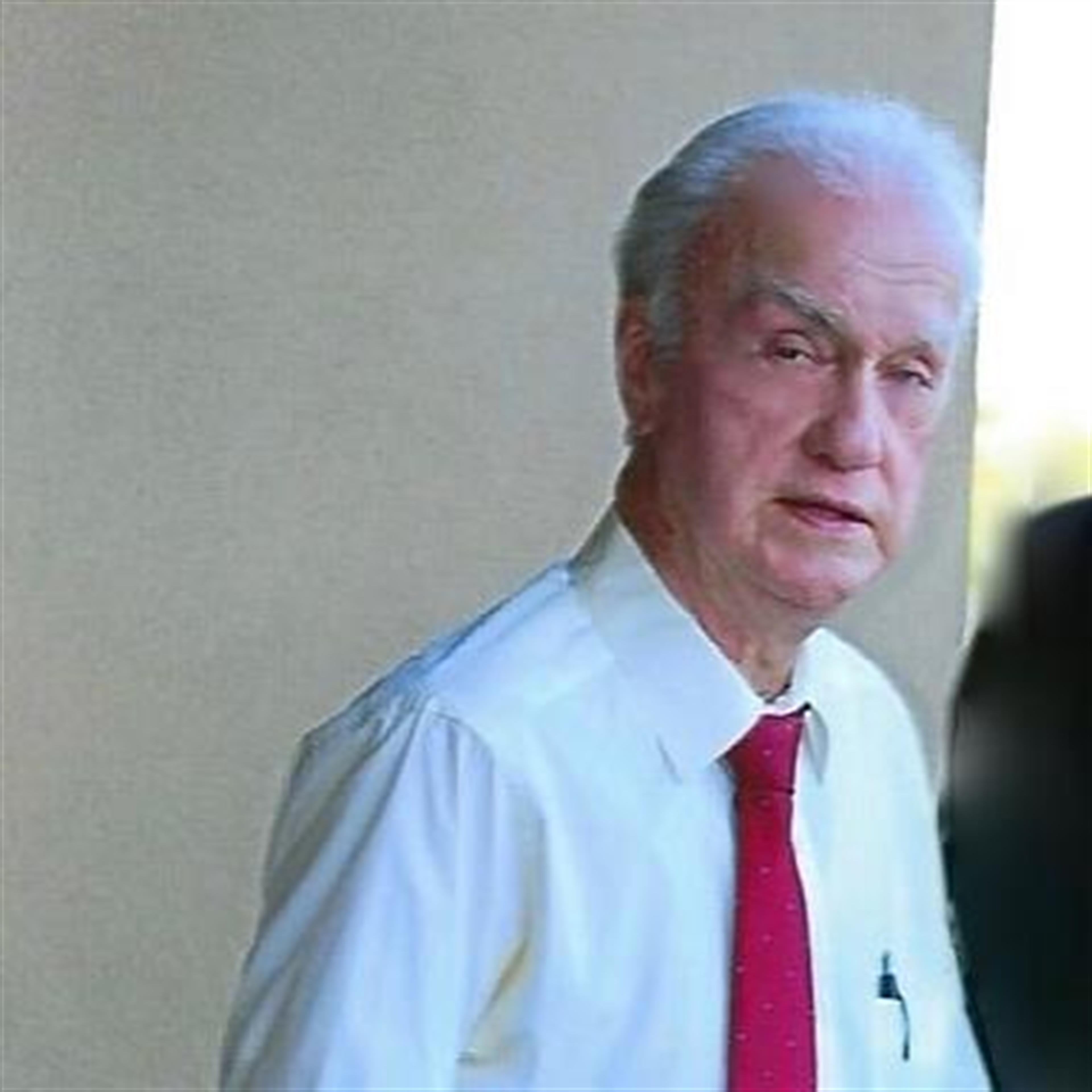 Mr. Wayne L. Burr's obituary picture