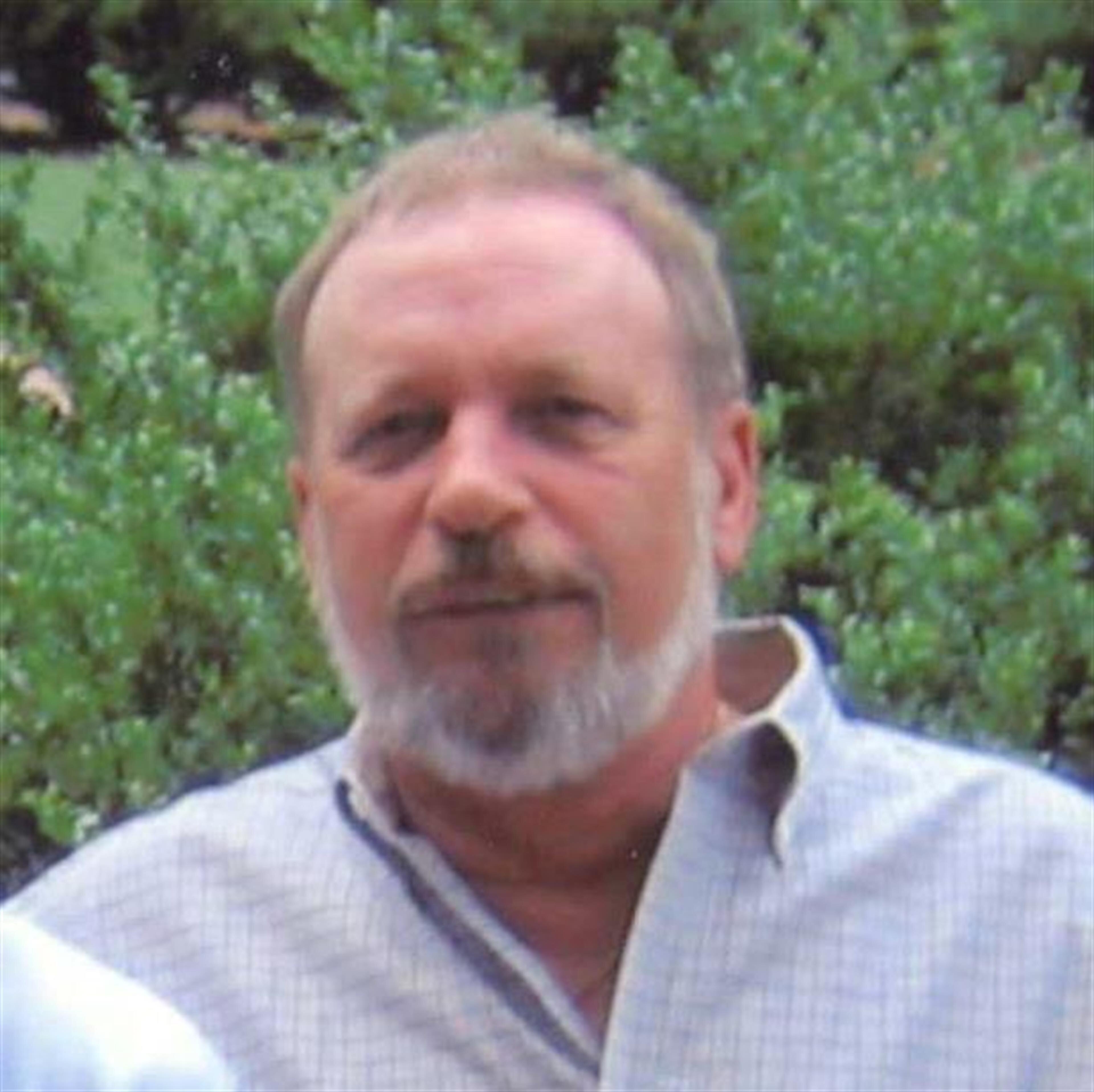 Ronnie Ellis Hall