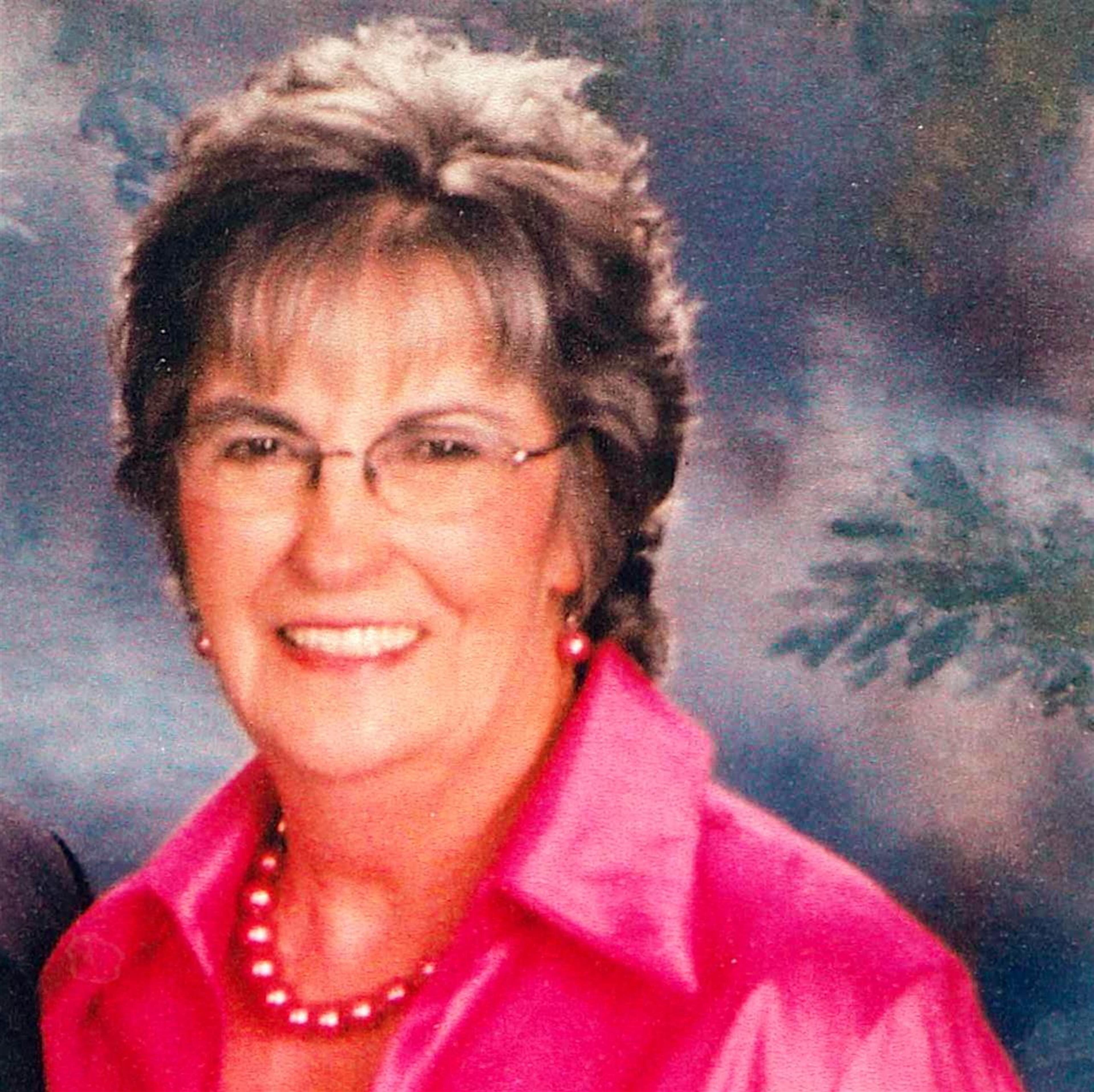 Gwendlyn E. (McCrimmon) Leslie-DiLoreto