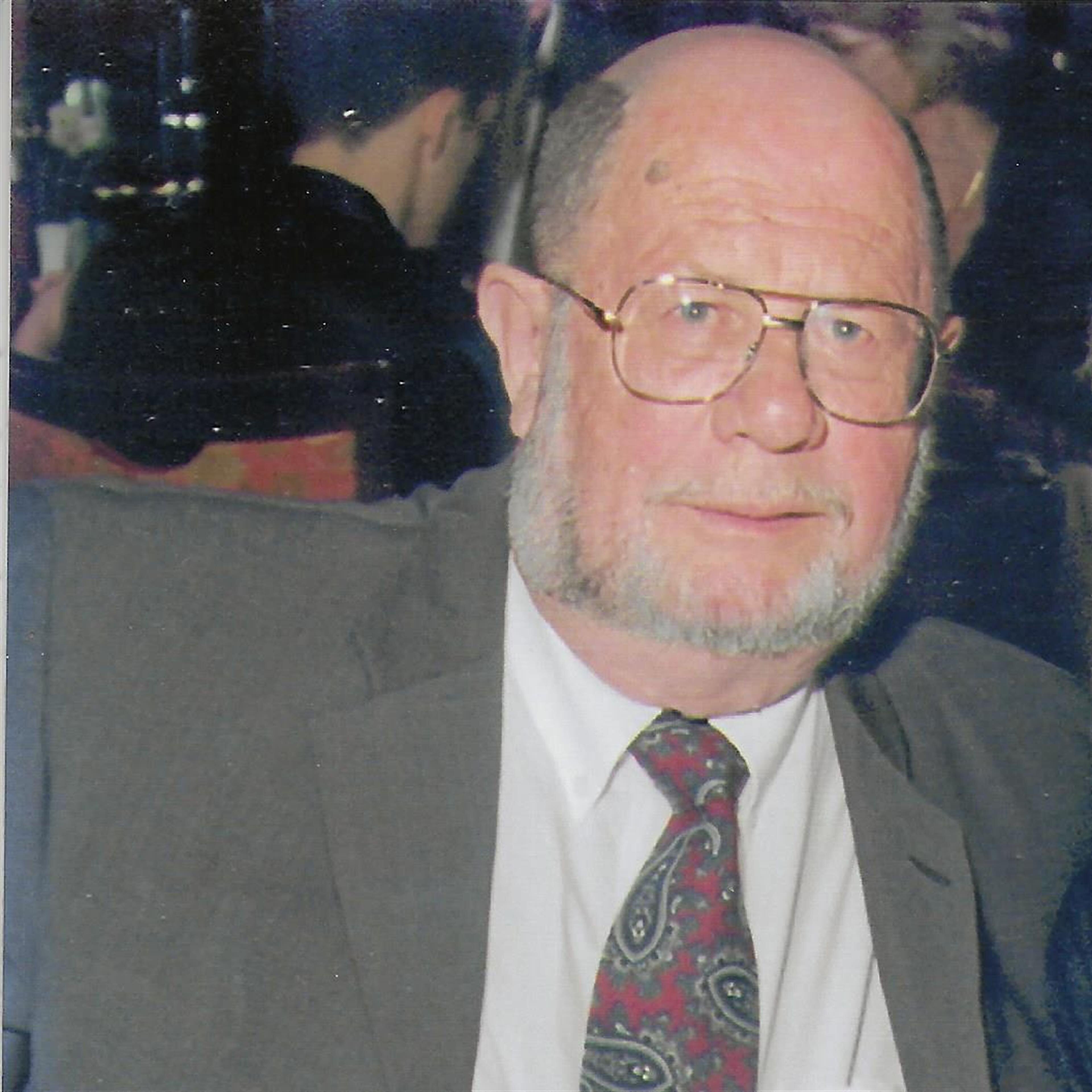 Eugene "Gene"  Hoose