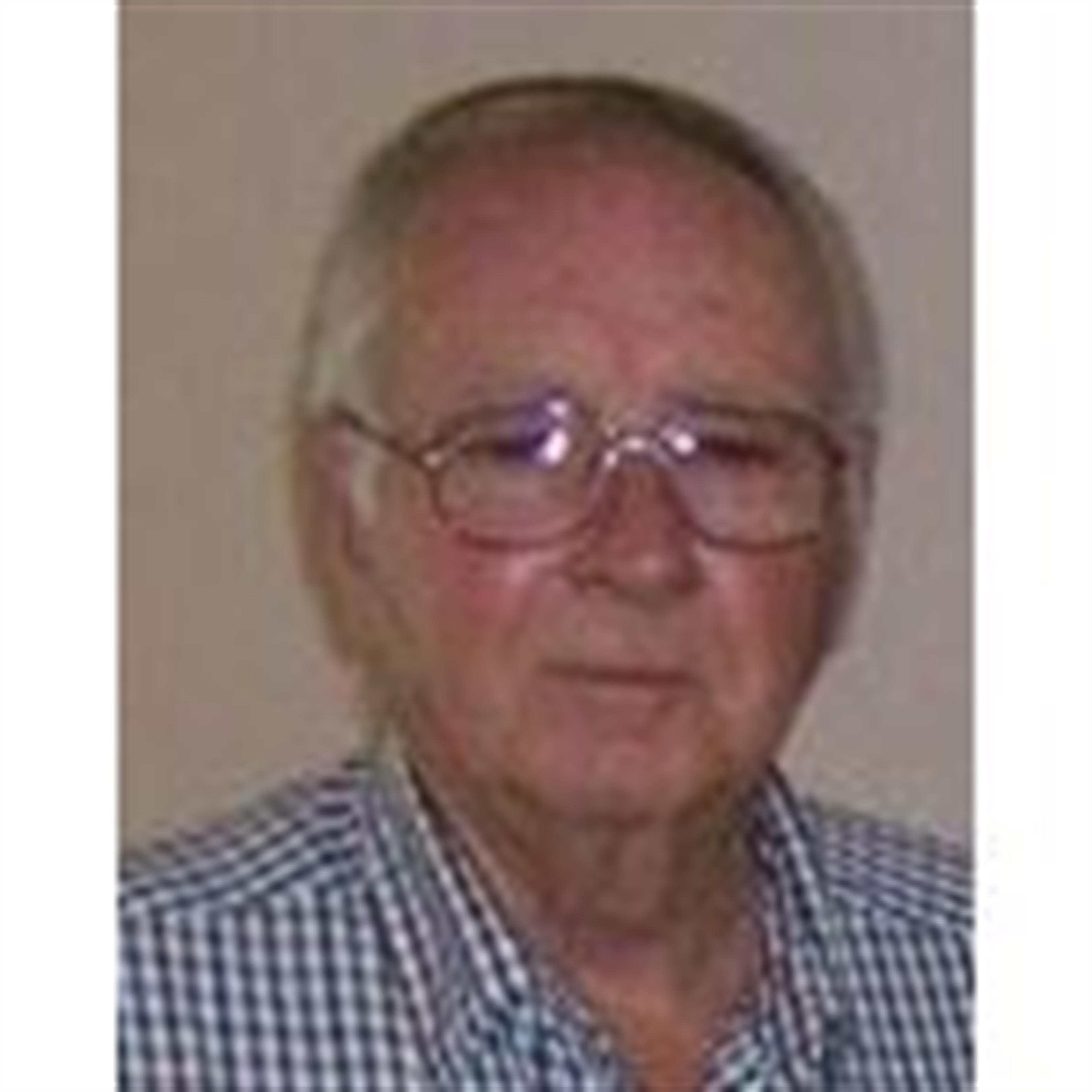 Cecil Lee Perry