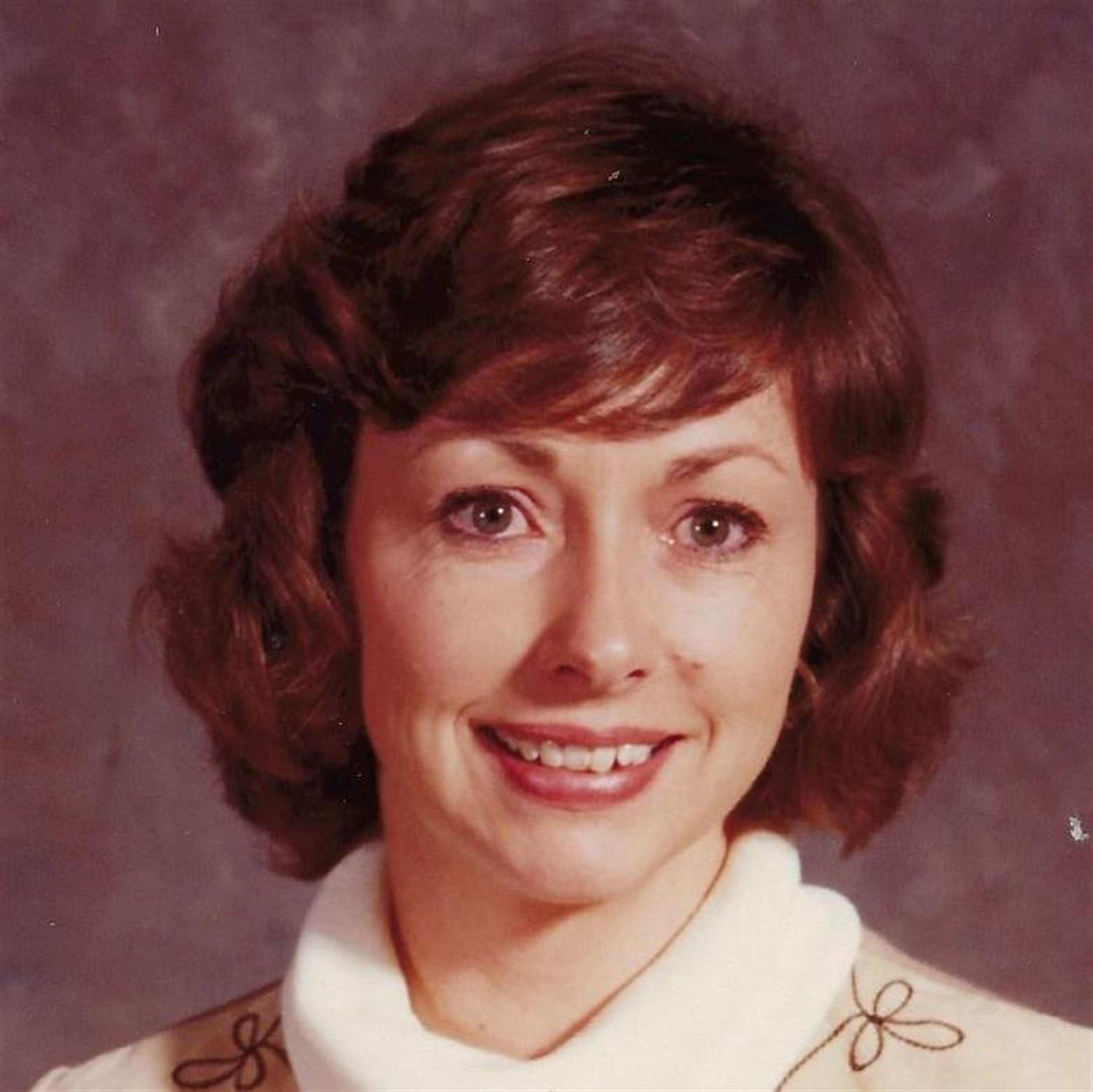 Delna J Smith (Seymour)
