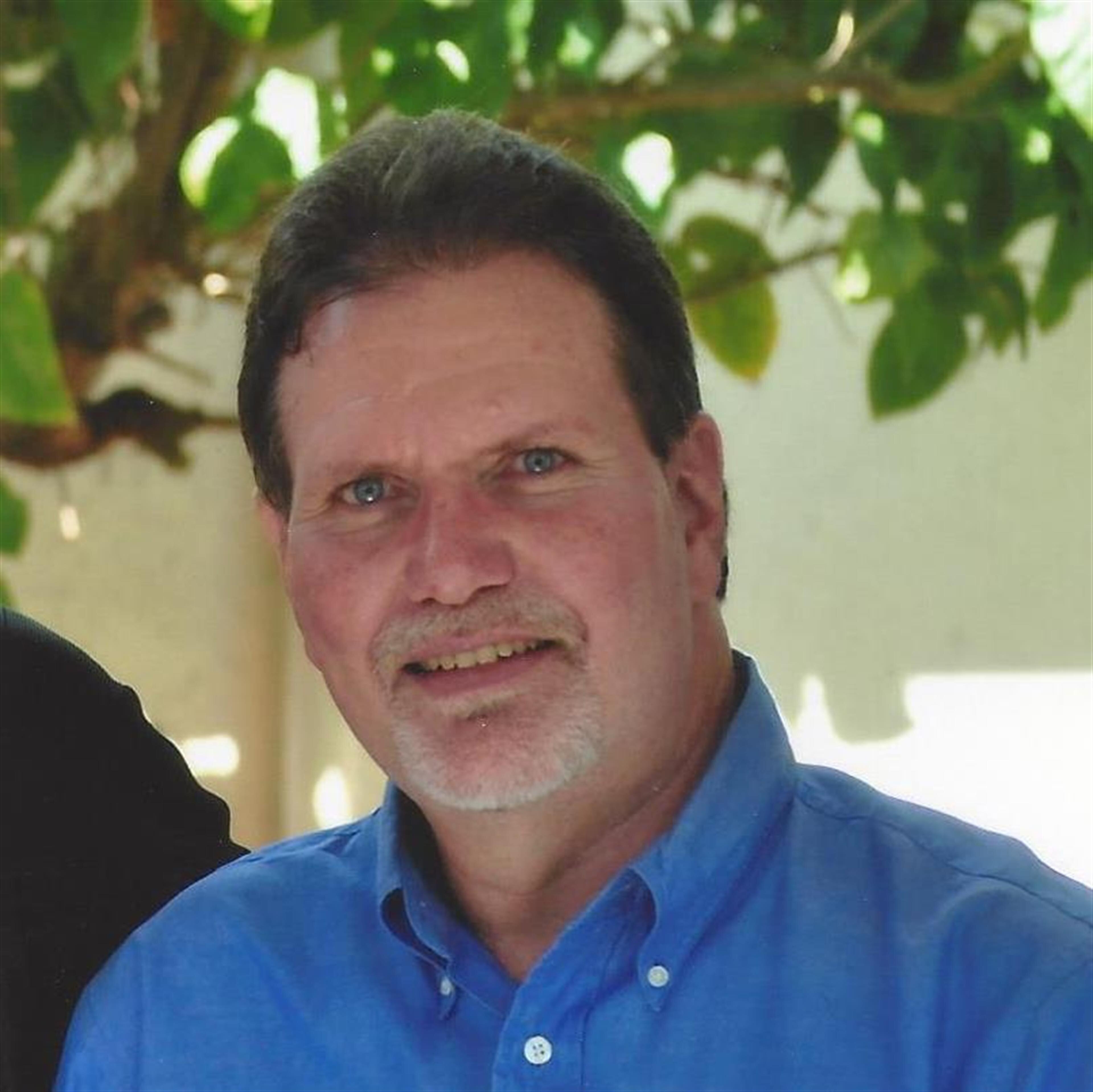Howard L. Stobbs