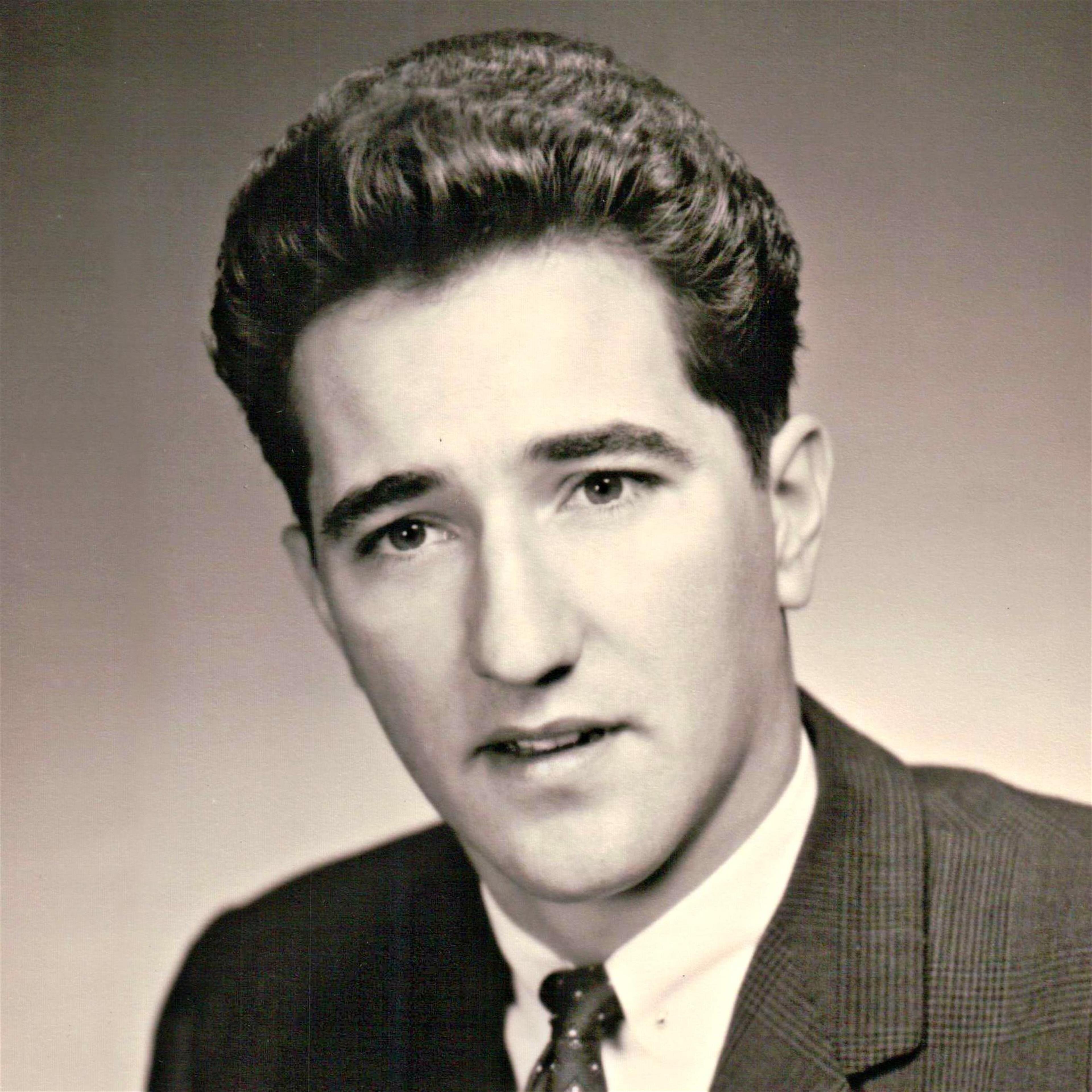 Stanley F Wisniewski