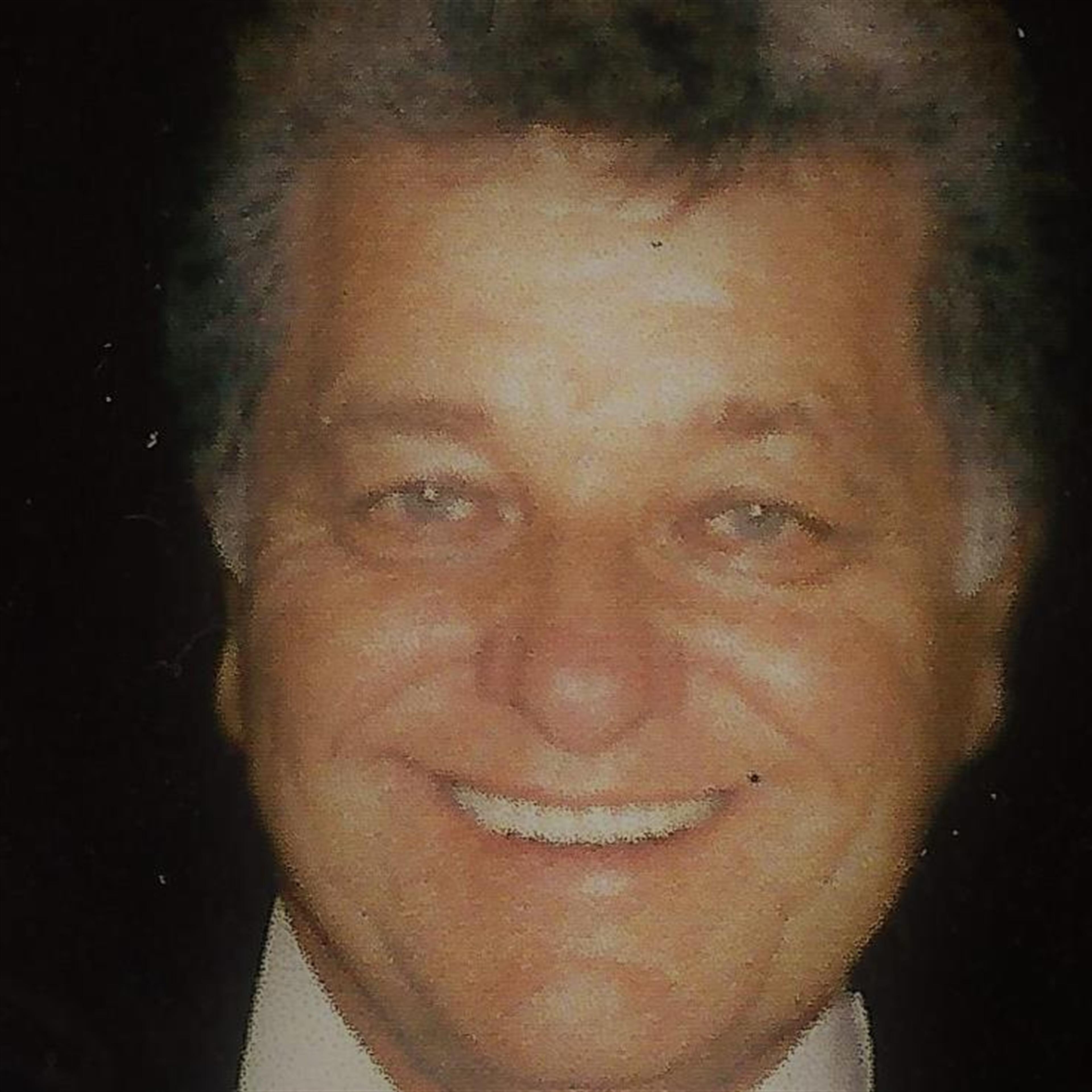 Peter M Lenhardt