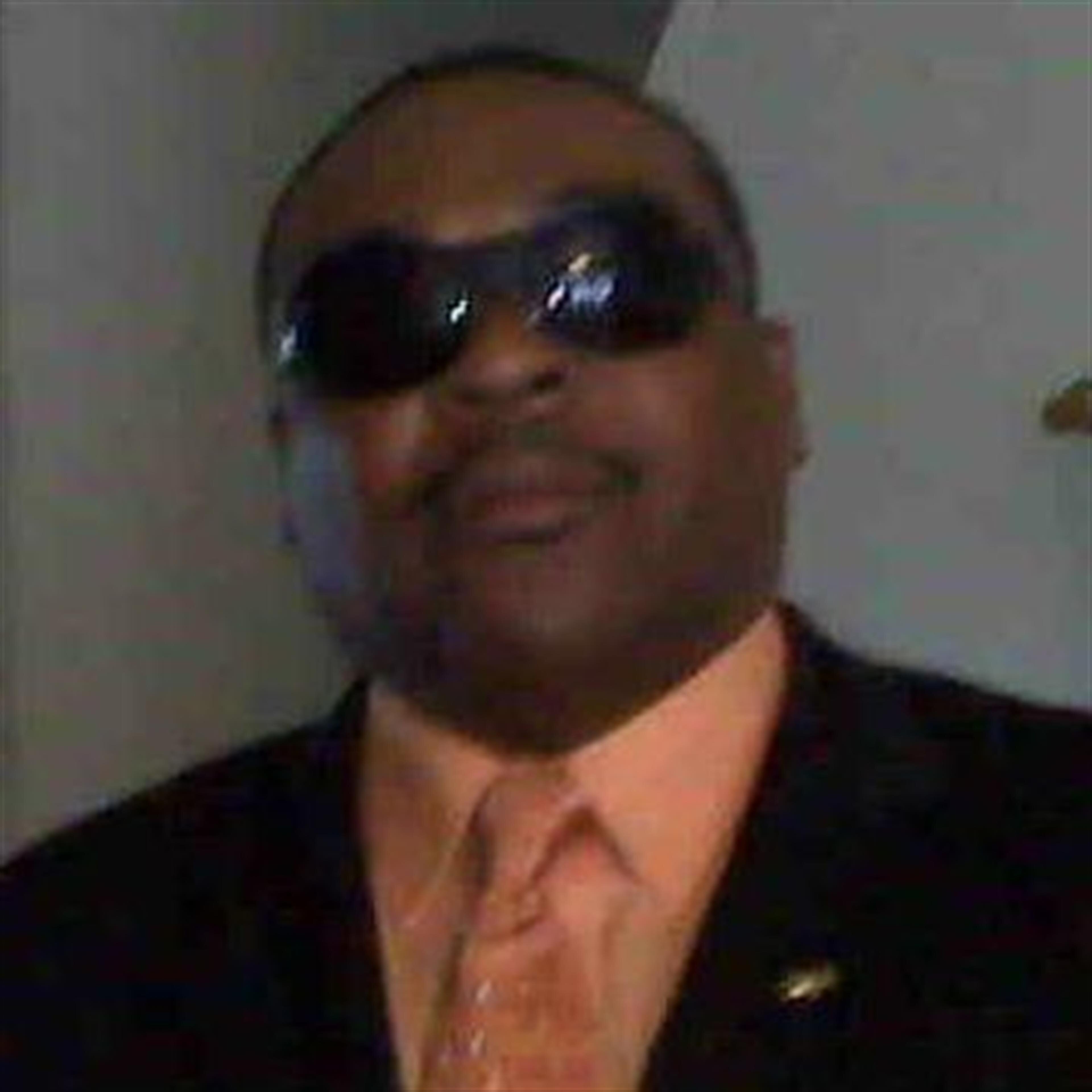 Rev. Floyd "Dunna" Maclin Jr.
