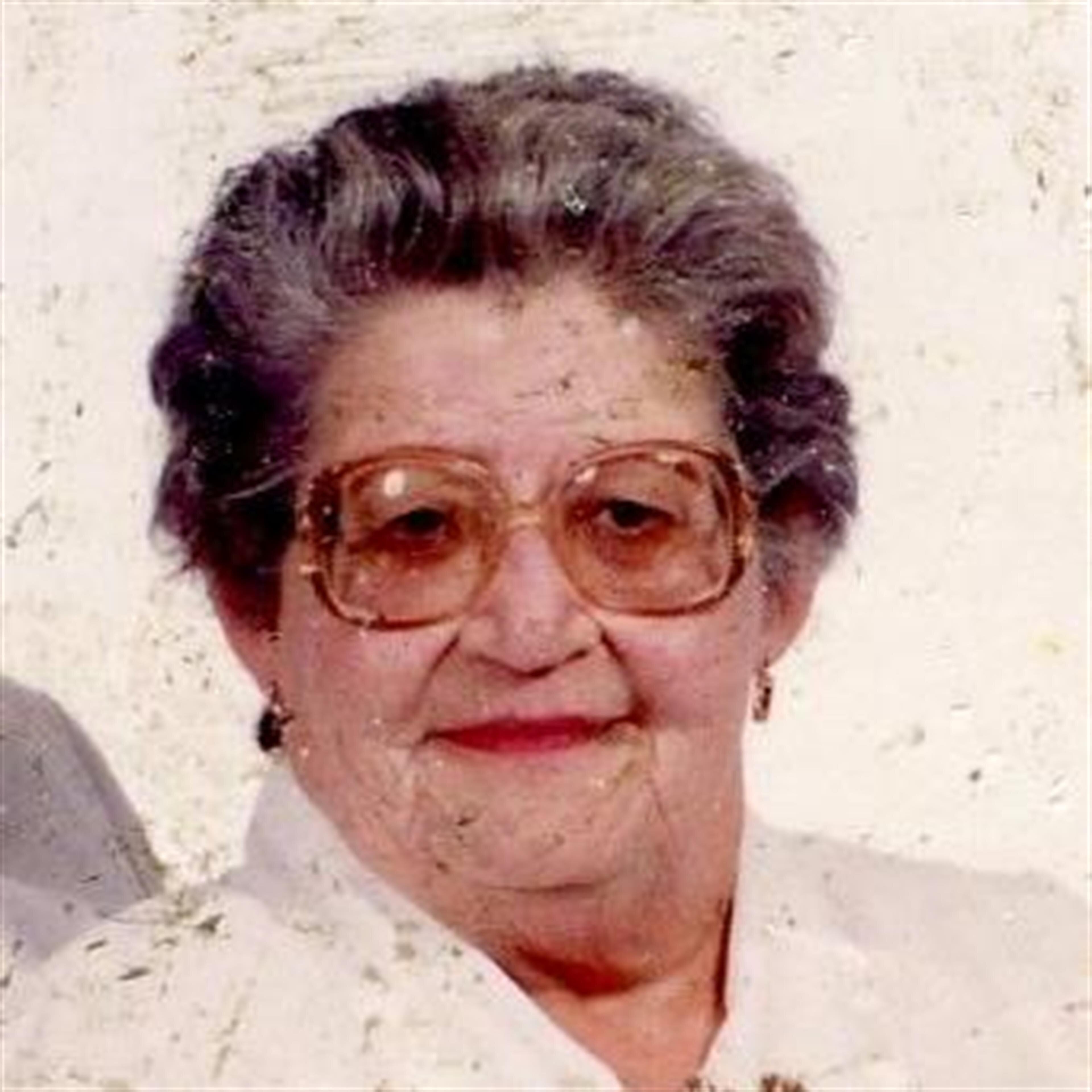 Mrs. Clara Lee Willis