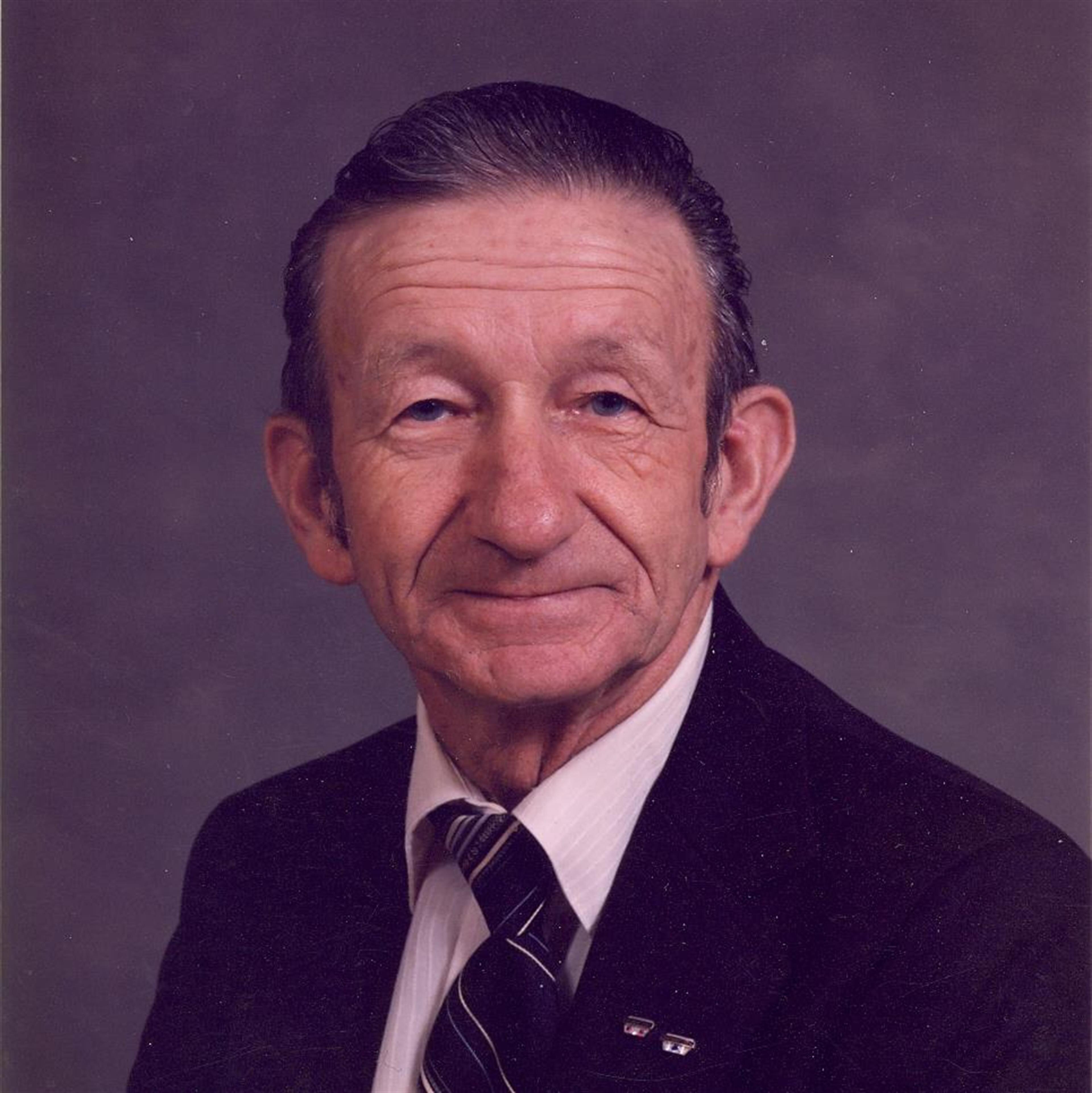 Van "Oscar" Sherrer (Lebanon)