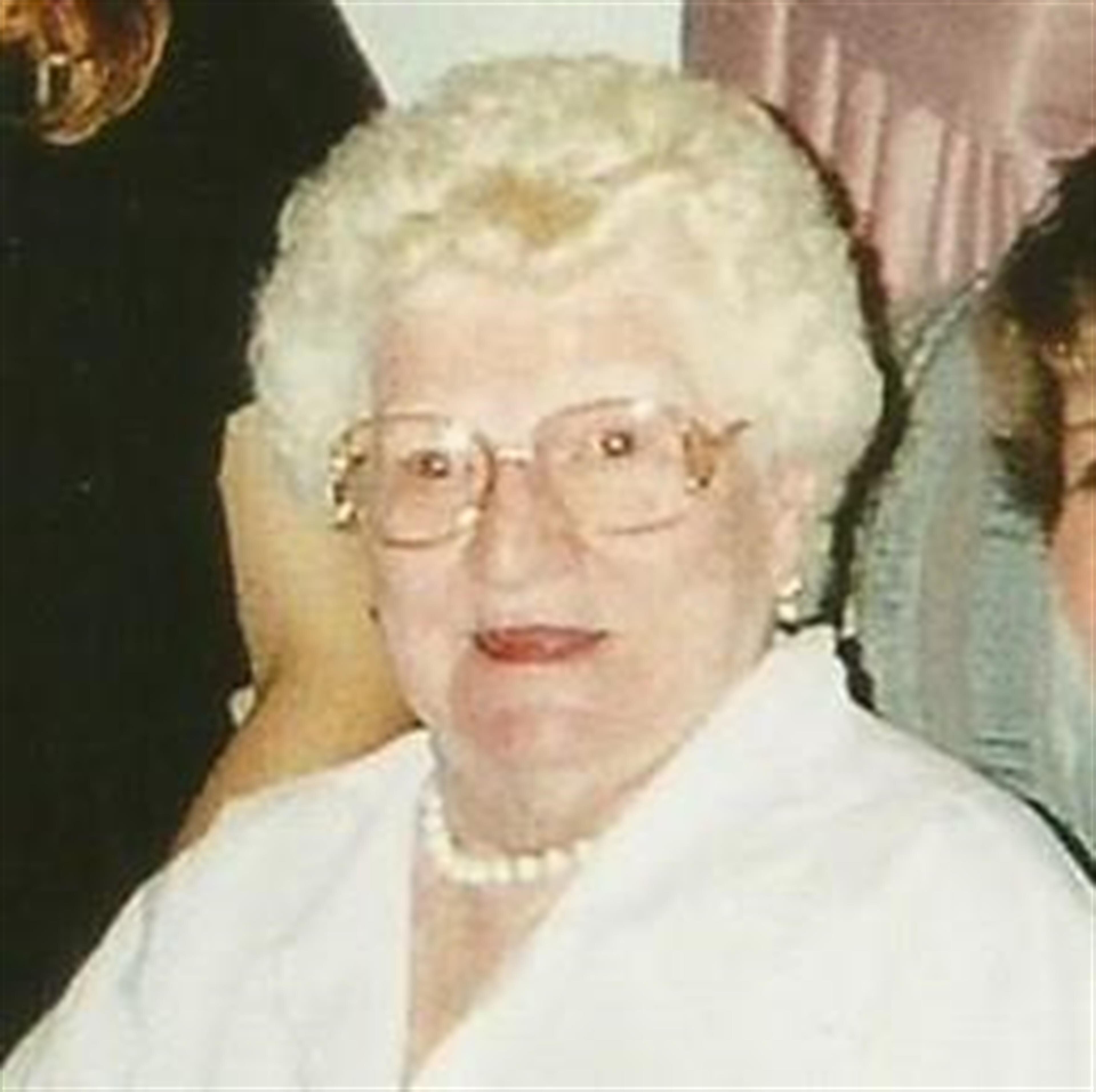 Helen  Beth Culbertson