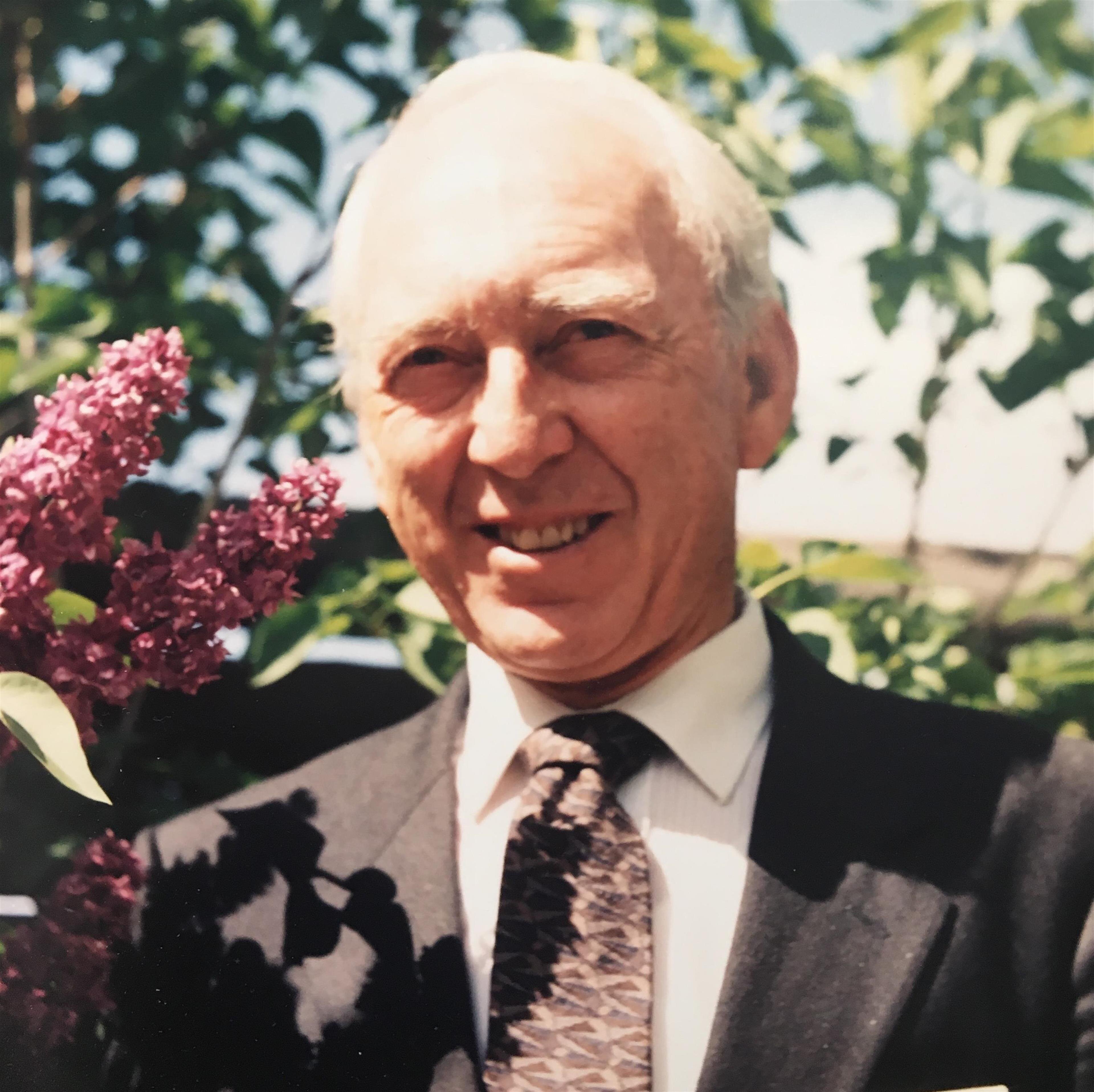 Ray Newell Thompson