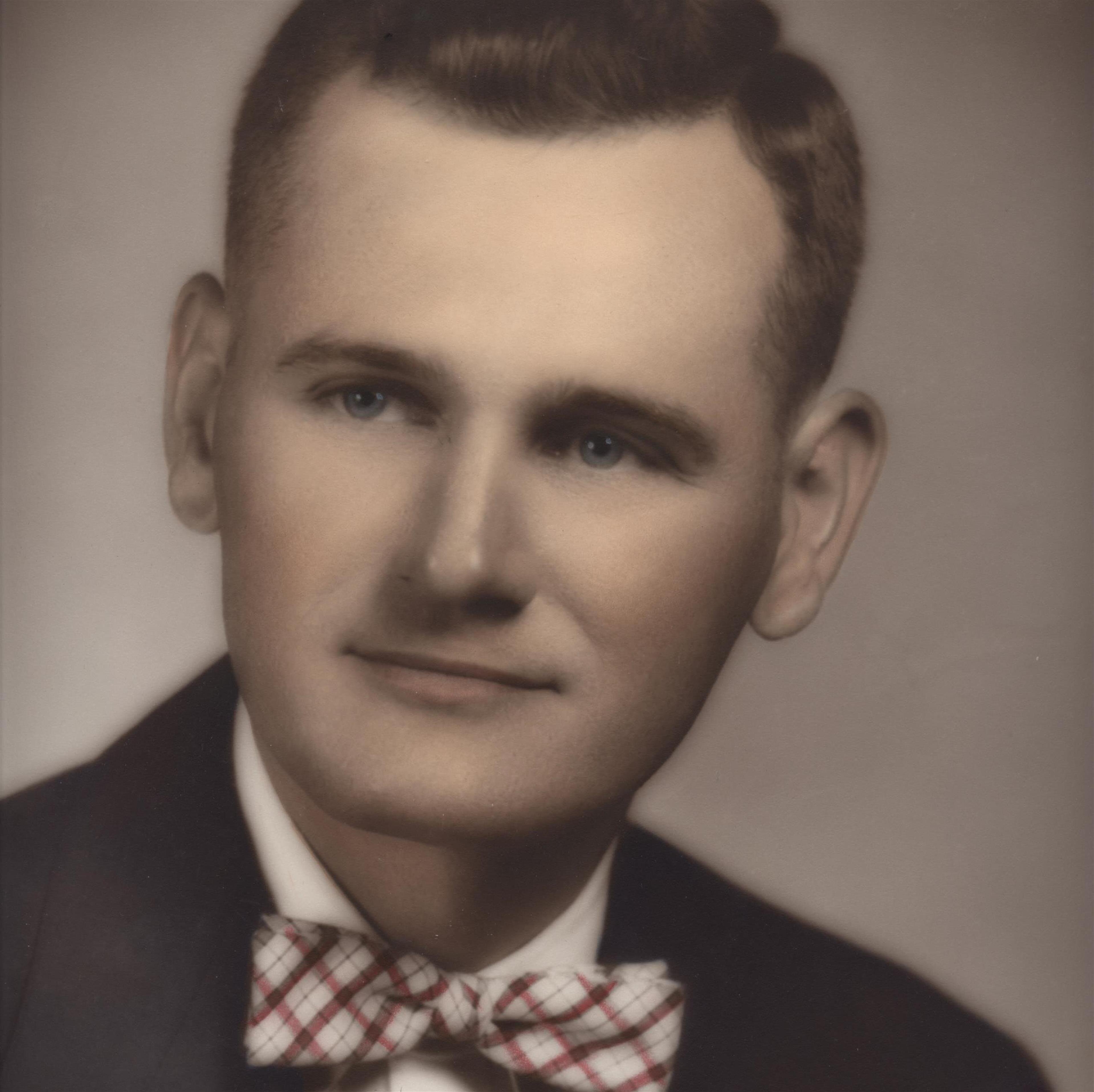 Mr. William Murray  Lewis