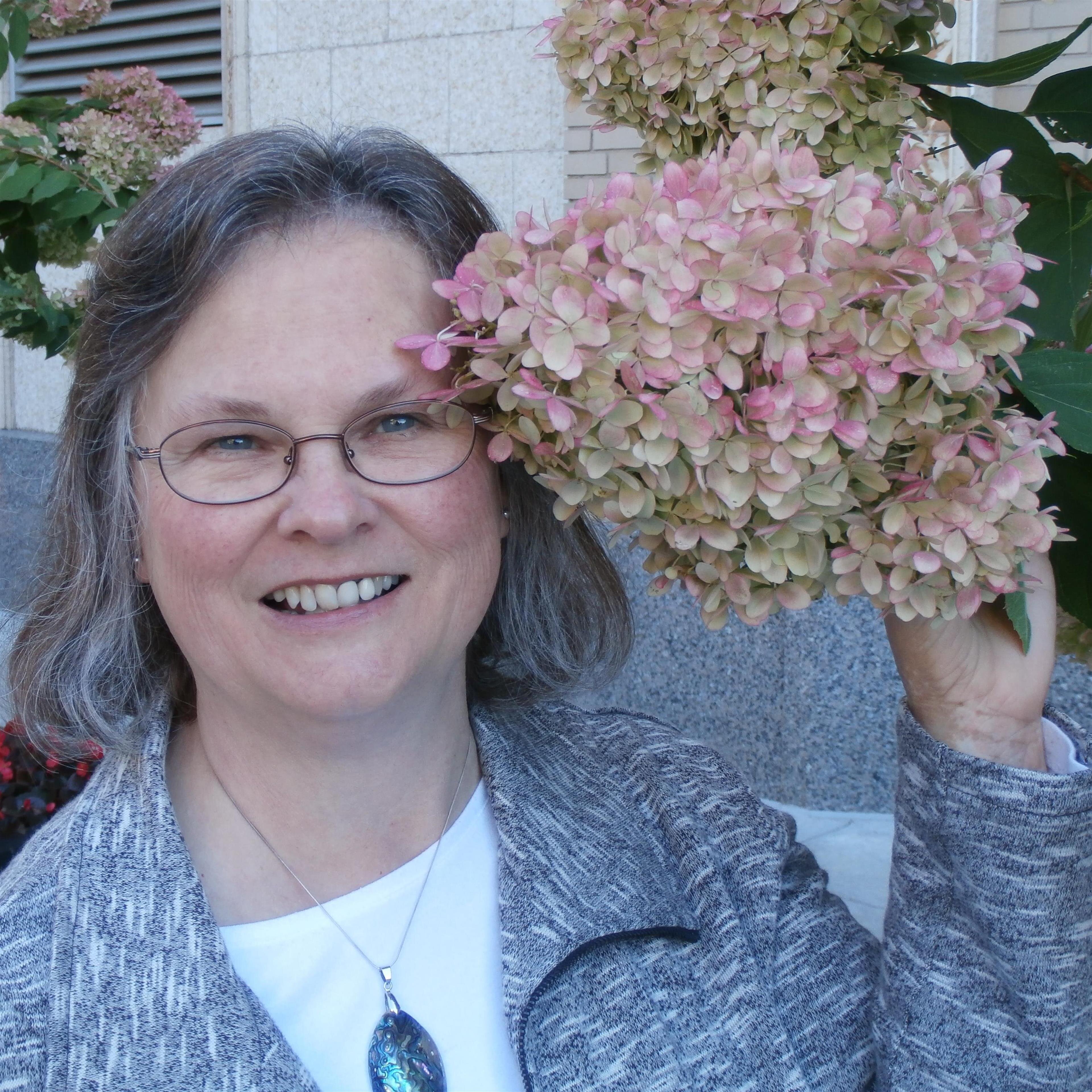 Mary Lou Mirek