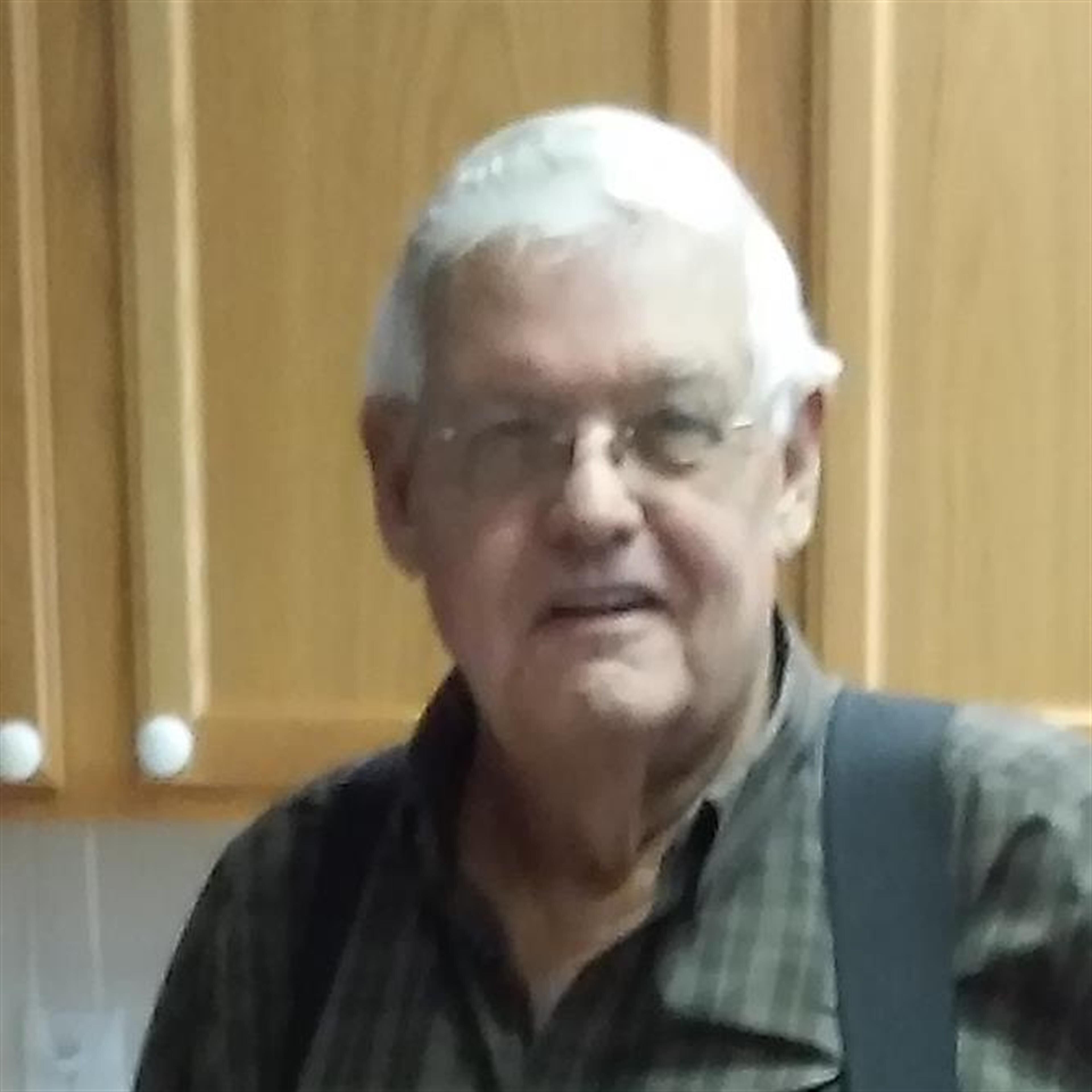 Ernest L. "Larry" Murphy