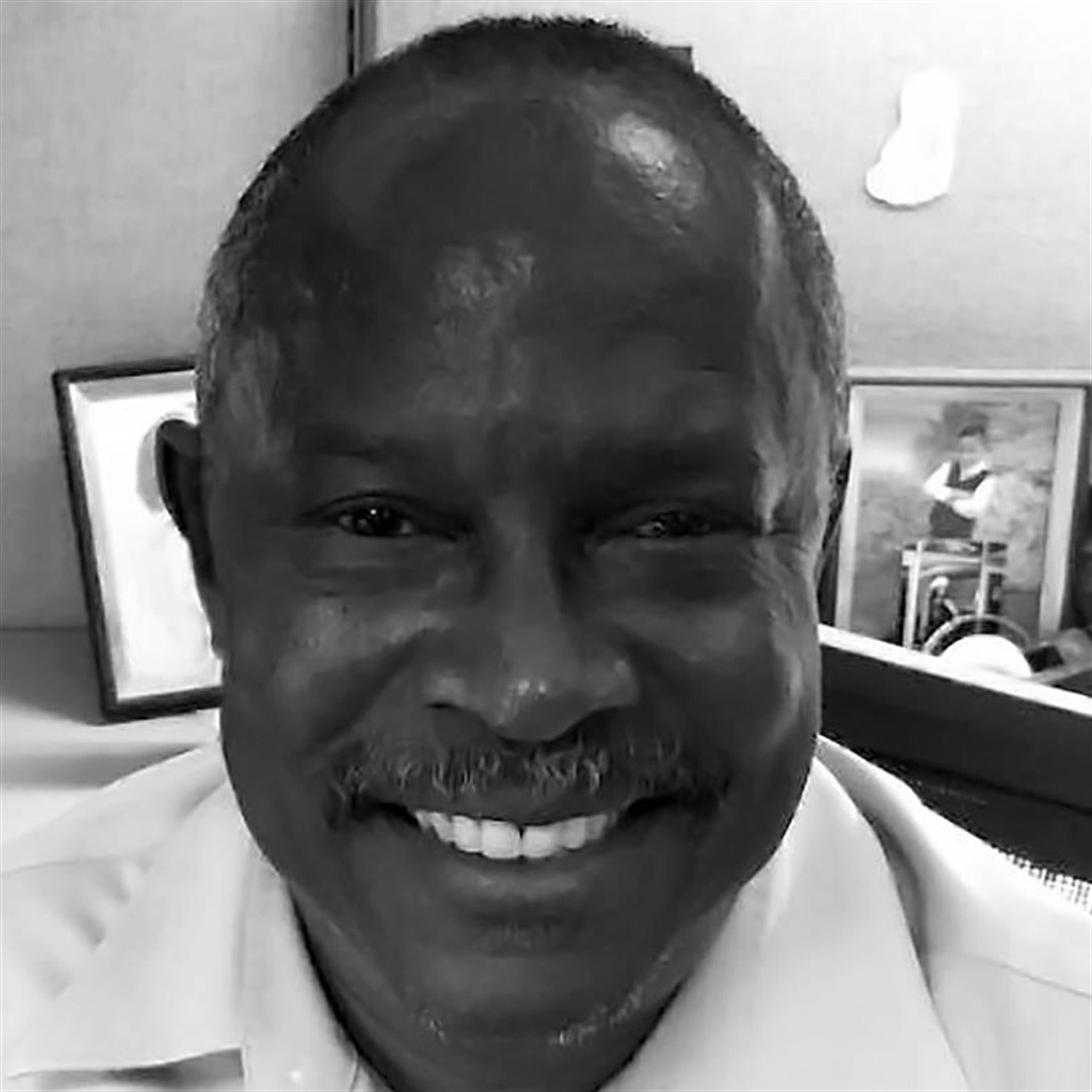 Henry  Lee Pippins