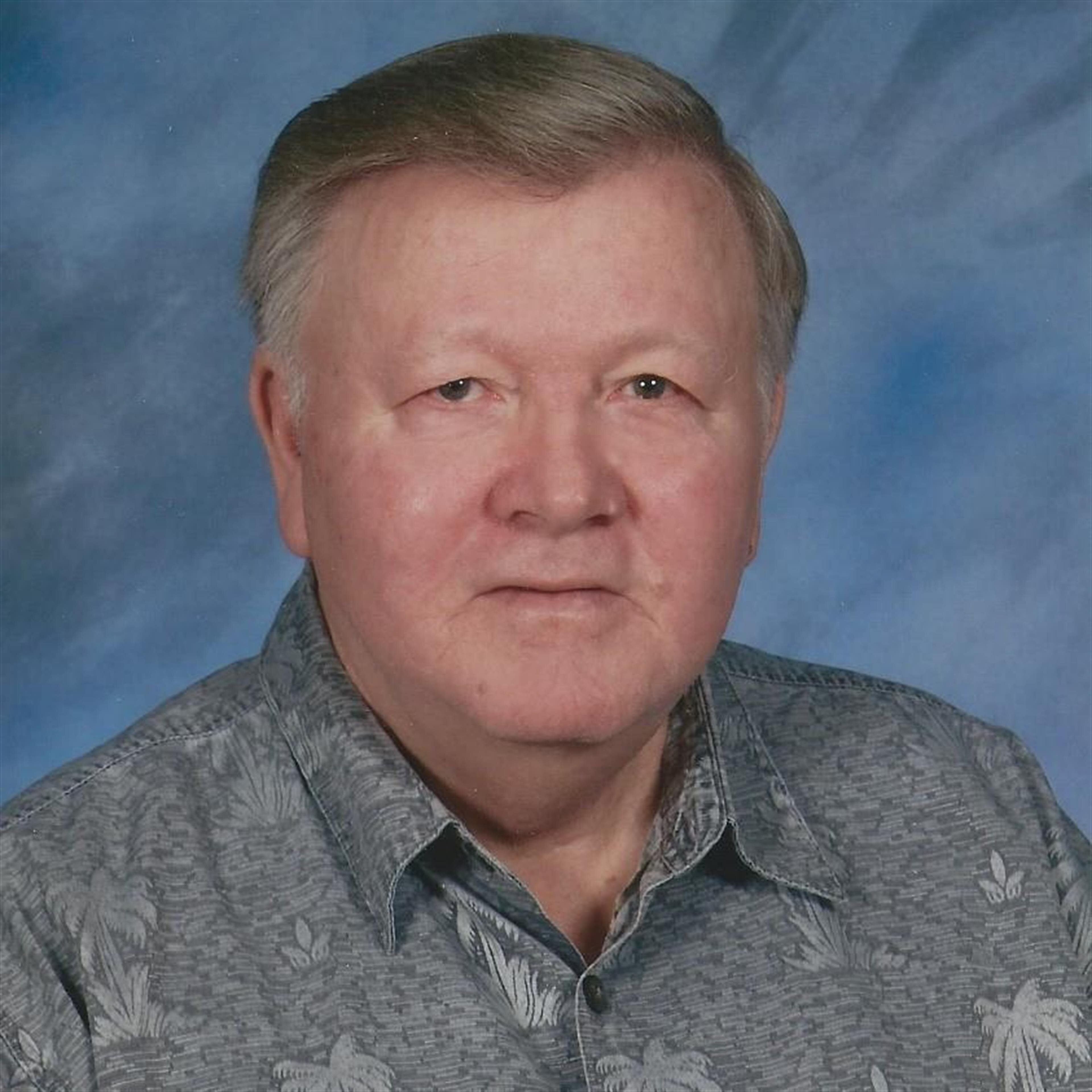 Mr. Franklin  D. Reeves