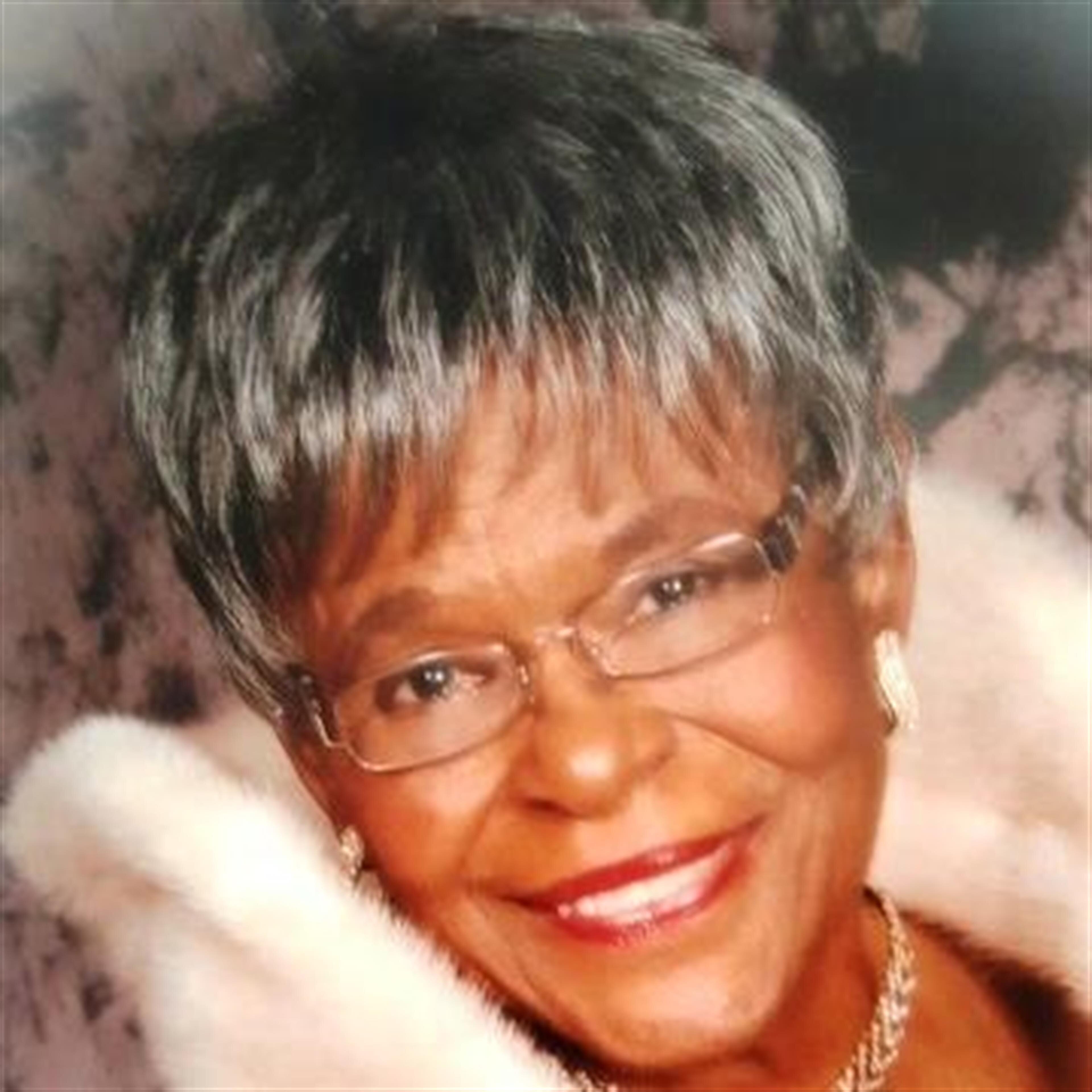 Mrs Earnestine J Williams