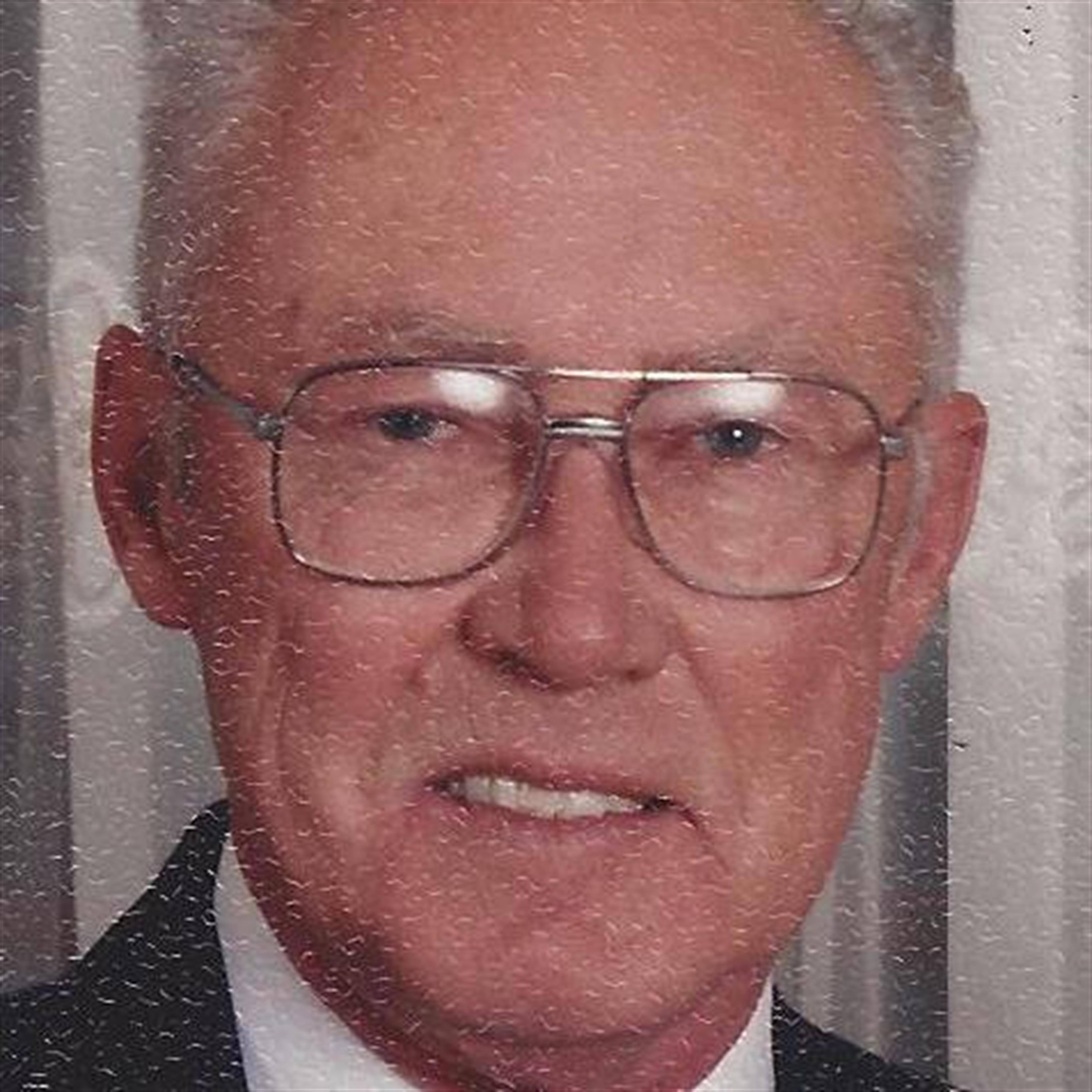 Harold L. Bohm's obituary picture