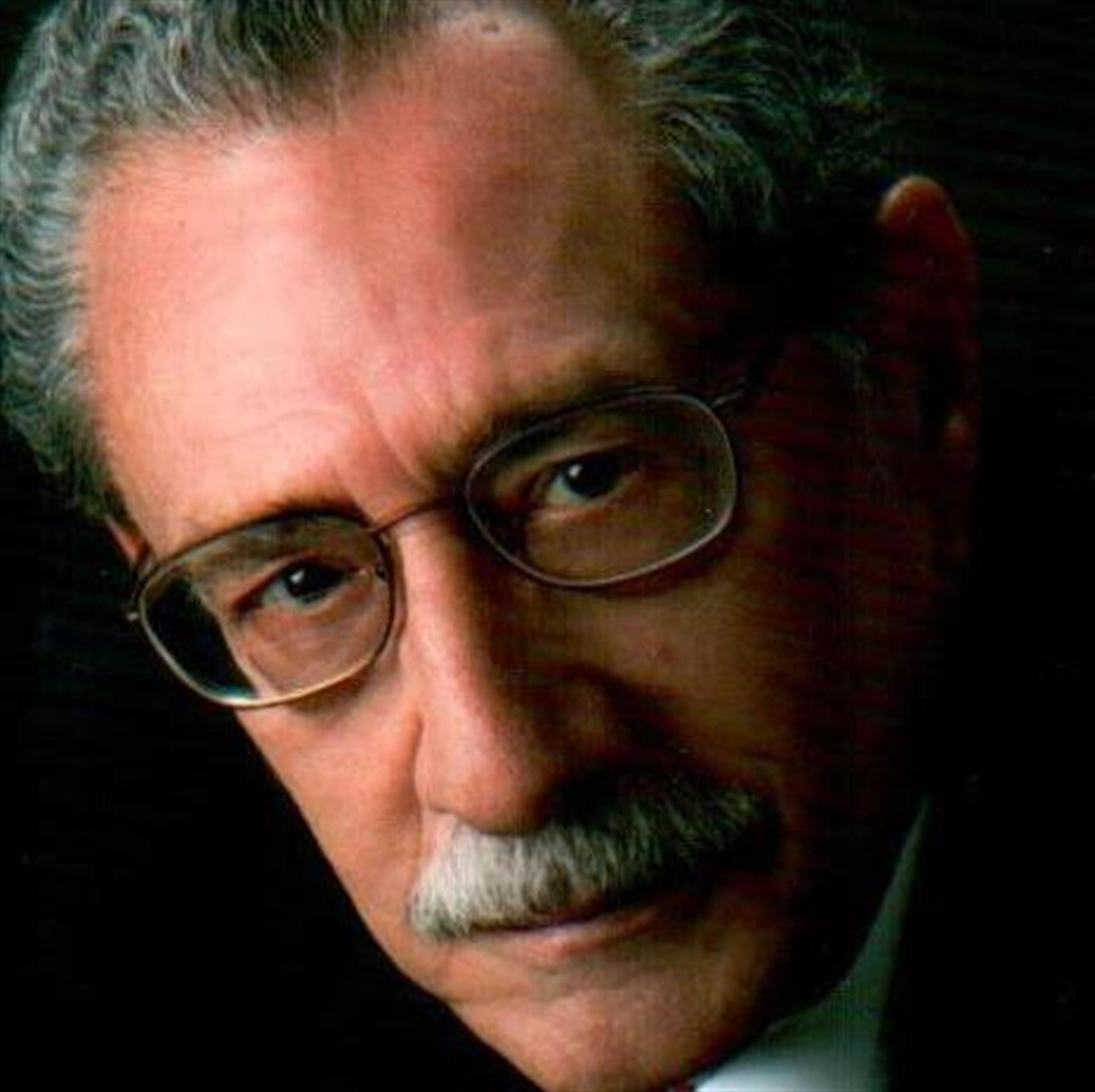 M.D. Manuel J Hernandez